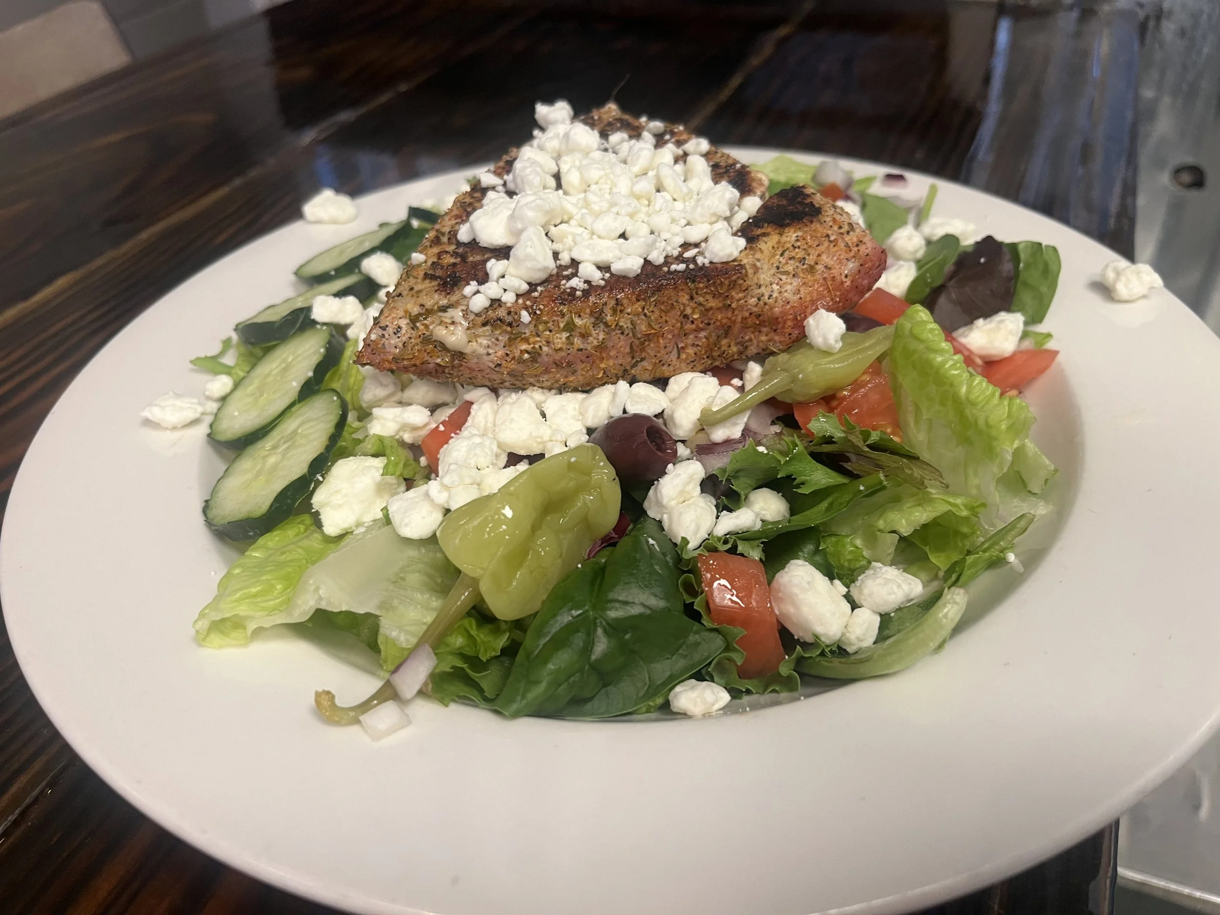 Greek salad with tuna