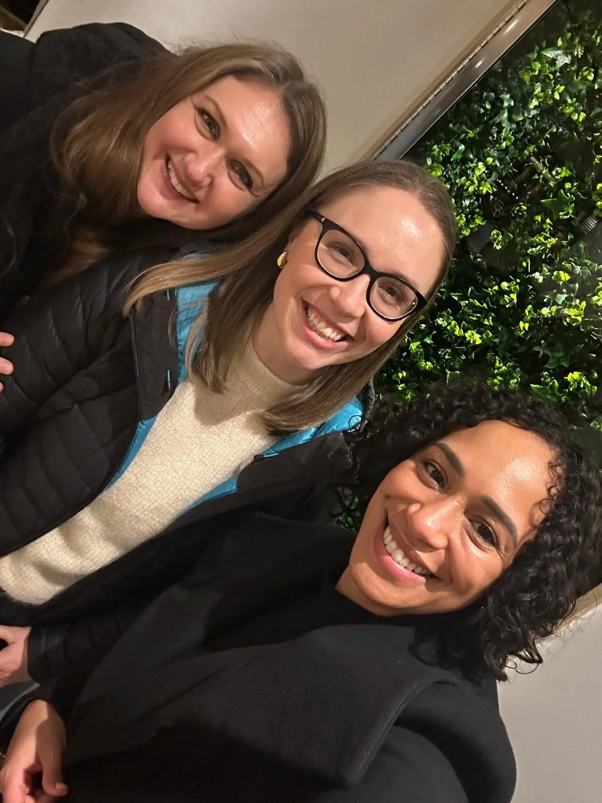 Women in Chiropractic 2026 was incredible.

My cup is full from the most wholesome weekend full of snot &amp; tears, belly laughs and huge hugs with some pretty epic women. ❤️

Kicked off with a delicious Friday night thali at @madhusofficial with tw