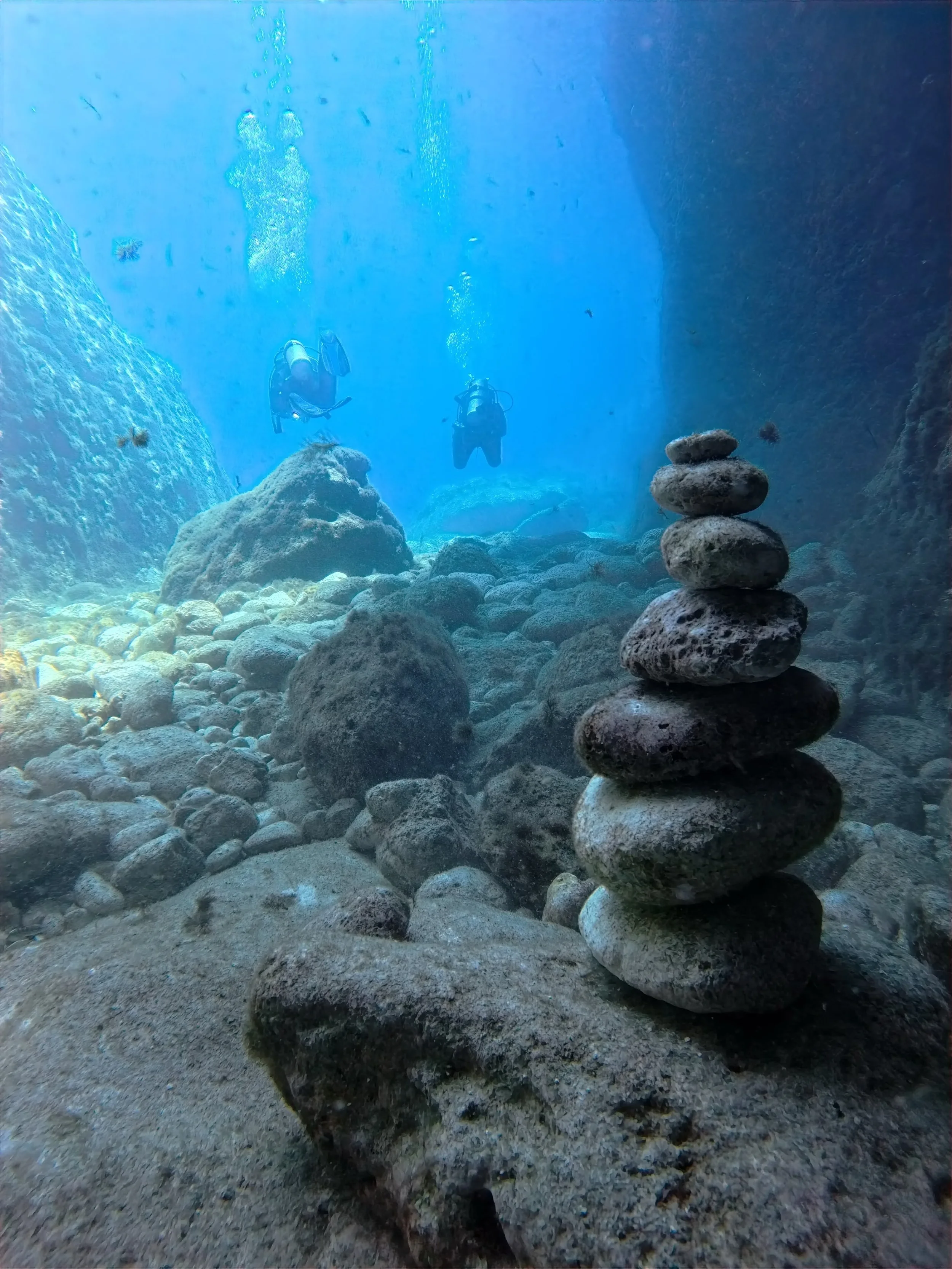 Guided scuba diving in Zakynthos rocky seabed