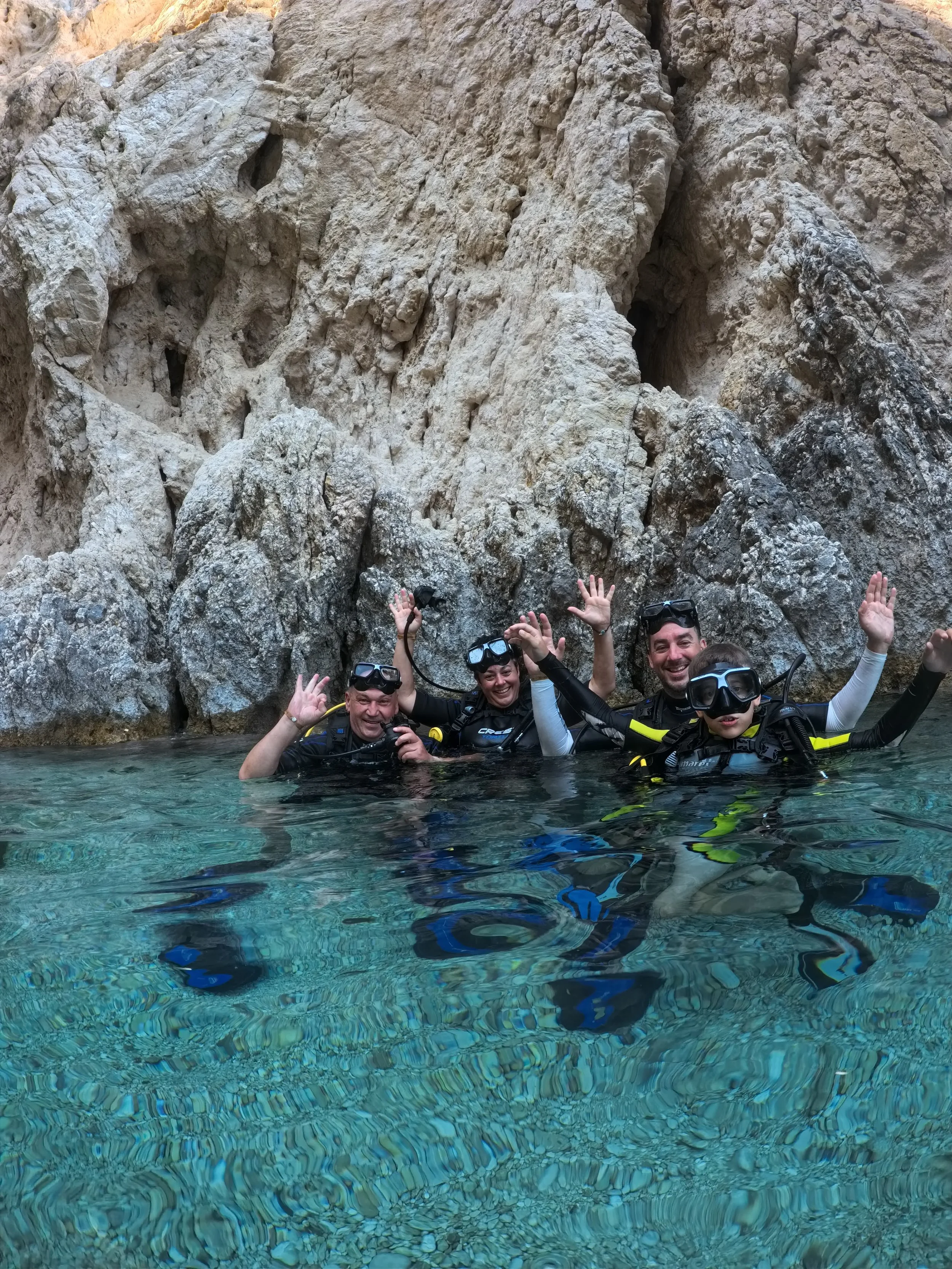 Beginners tried scuba diving with Eurodivers Zante attending the PADI Discover Scuba diver program 