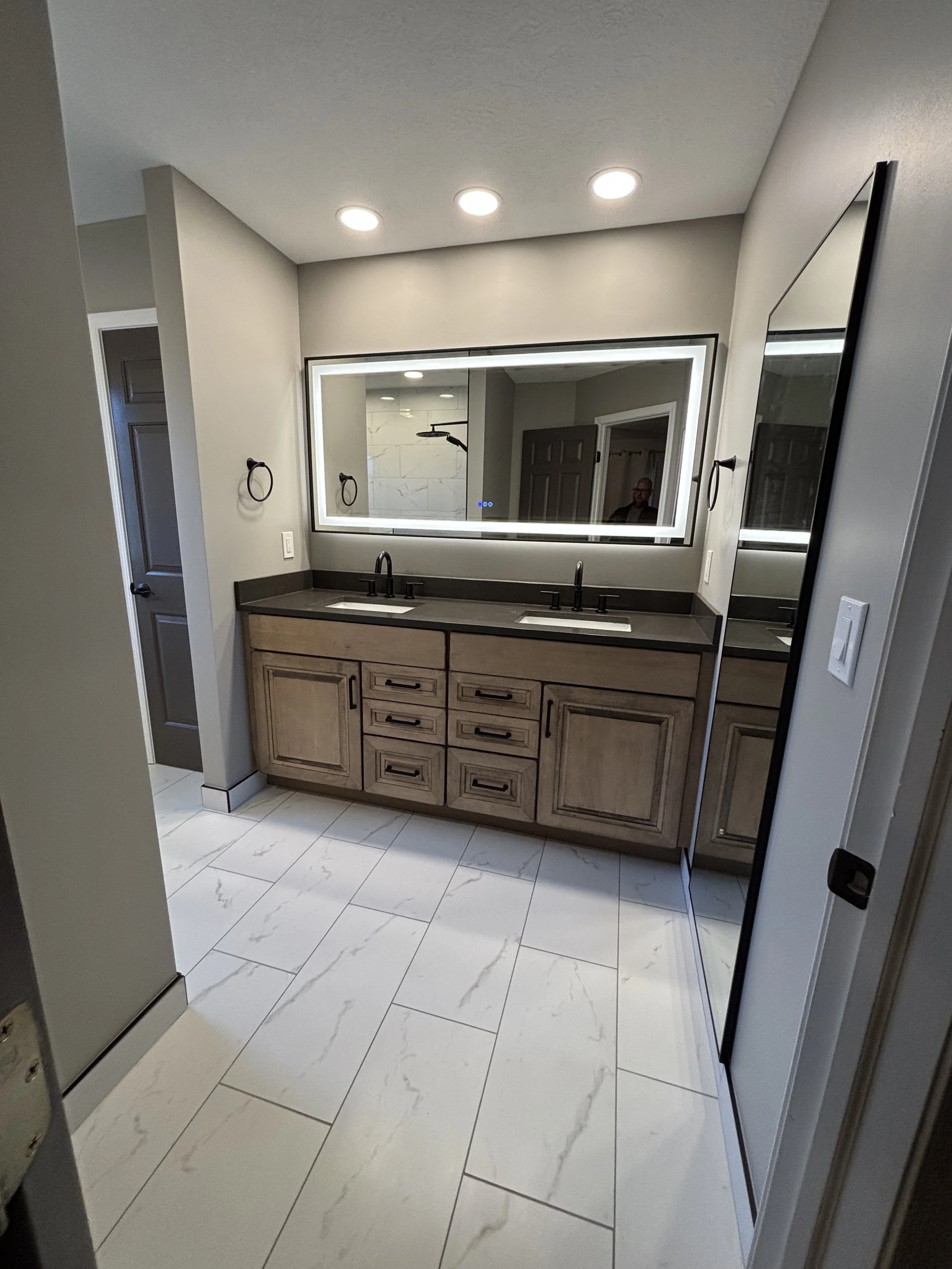 An image of The Cultural Center.