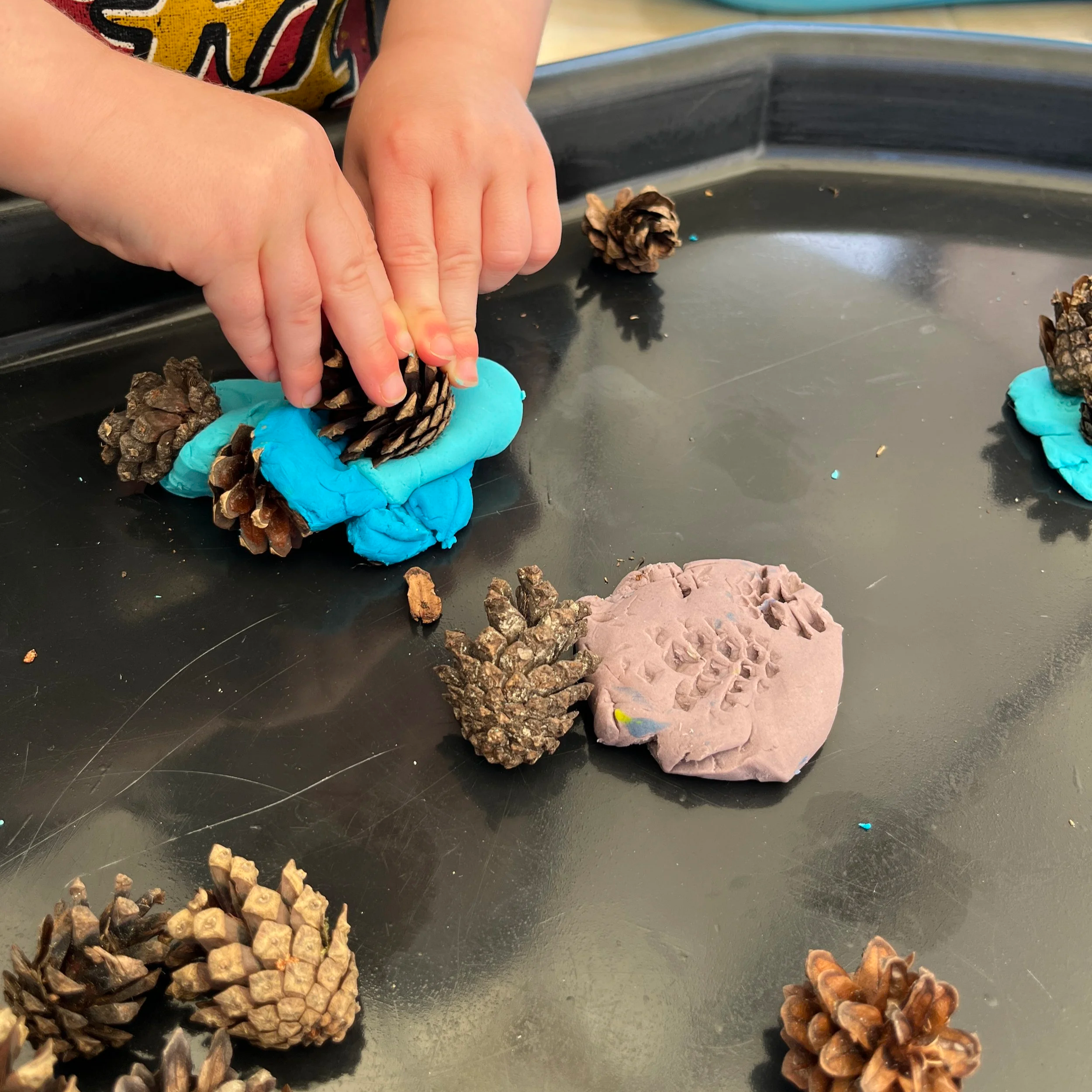 Mini Makers: Clay with Natural Resources