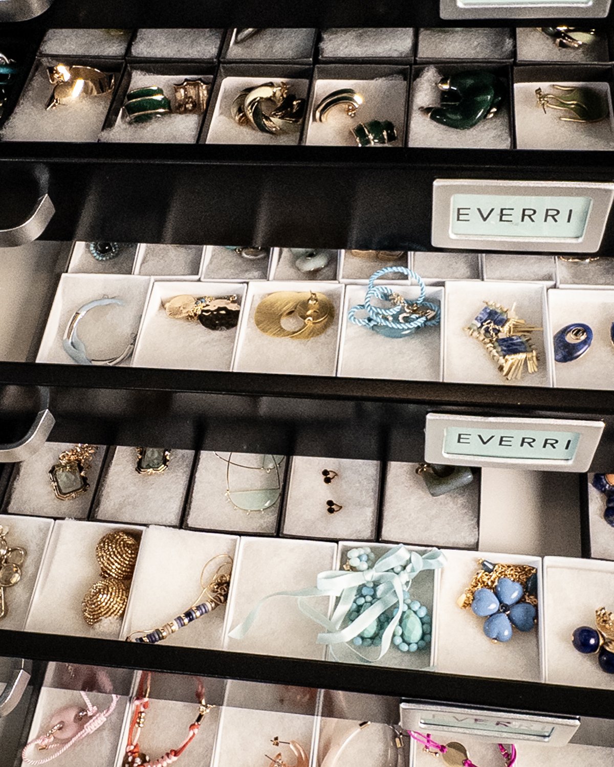 Everri_SampleSale_Detail_DrawerA copy.jpg