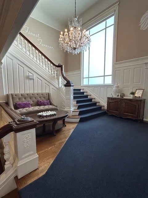 sorority usc university of southern california sisters sisterhood recruitment rush adpi alumni celebrating 100 years of Alpha Delta Pi sorority banner hanging outside outdoor exterior inside interior diamond dining room ddr fund donate donation