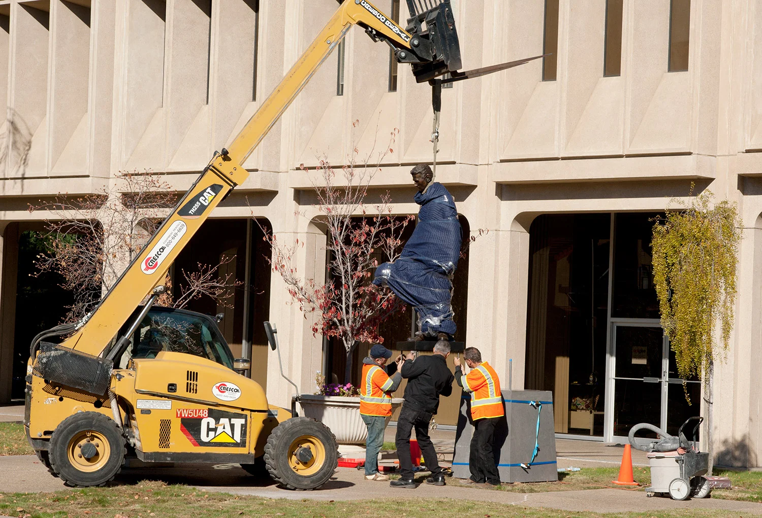 Delivery and installation in Palo Alto at the Sheridan and Birch Street site.&nbsp;
