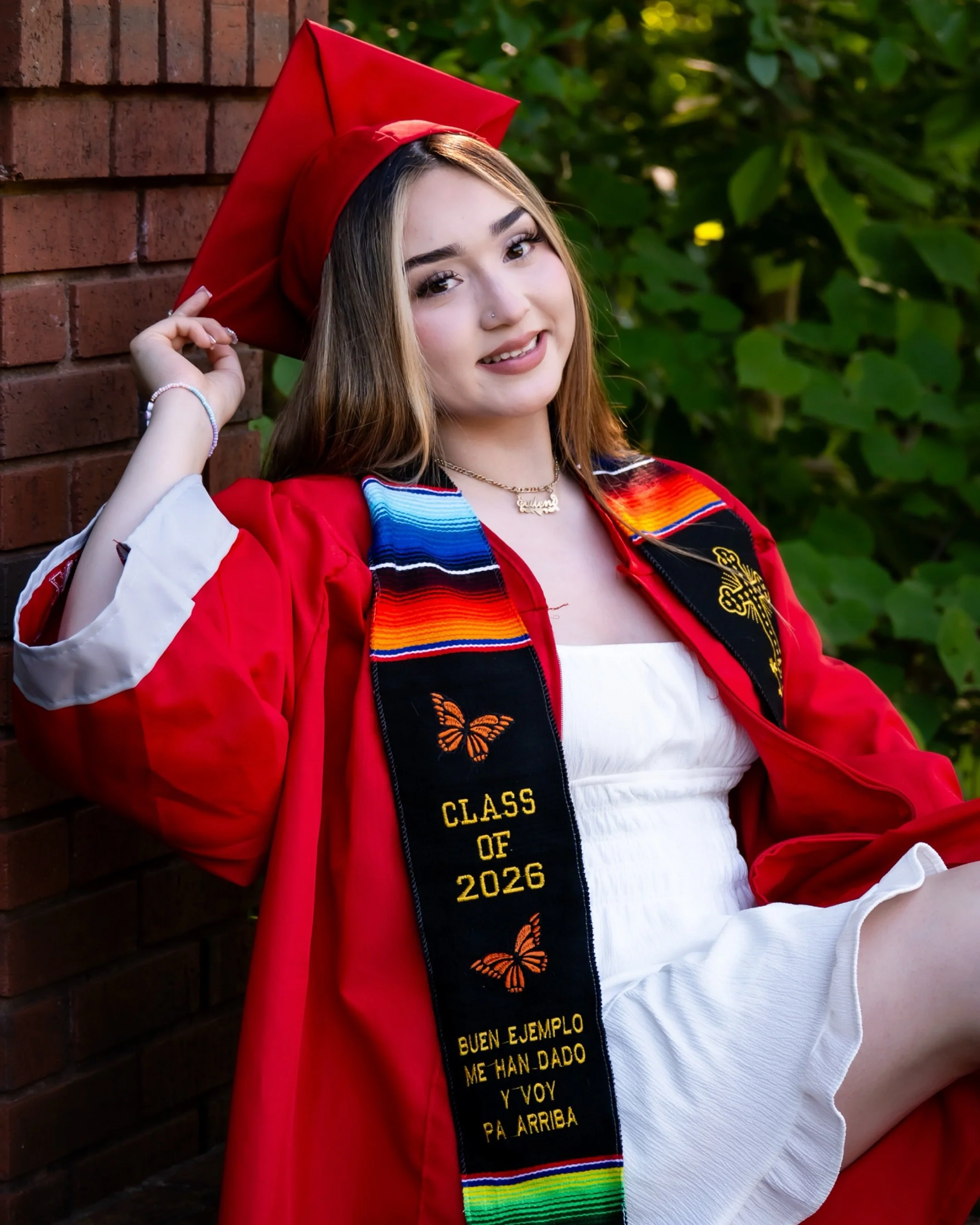 Class of 2026 ❤️🎓
A beautiful session celebrating such a special milestone and the people who supported her every step of the way. So proud of you and all that&rsquo;s ahead ✨

#seniorsession #classof2026 #seniorphotos #georgiaphotographer #seniorpo