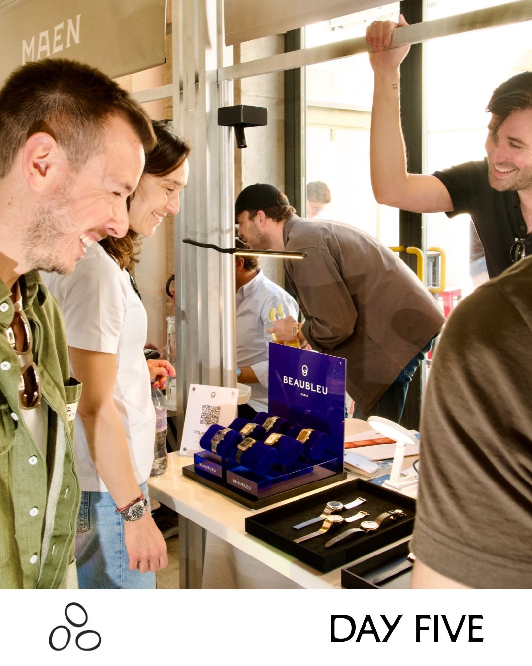 Yesterday was the last day of the first chapter of Chronopolis. 

Full energy.
No slowdown. Just people making the most of it.

Final conversations.
Last connections.

The city closes its doors.
All citizens go home.
But don&rsquo;t worry, it will re