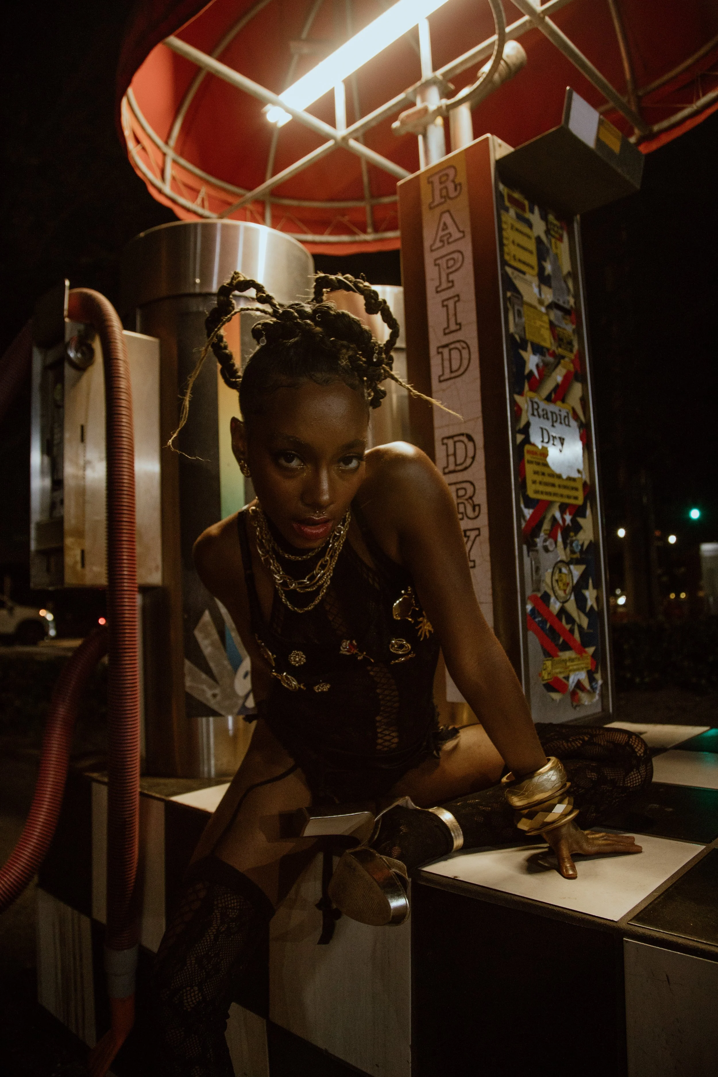 documentary style fashion editorial-3.jpg