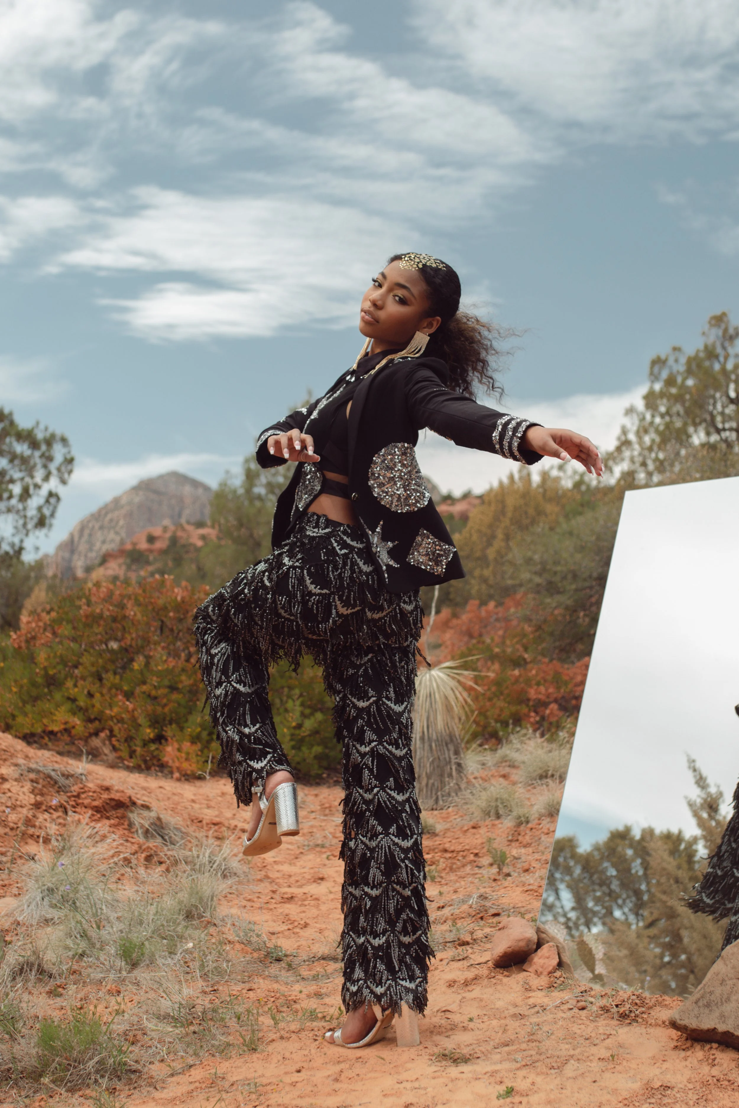 any old iron desert fashion editorial4.jpg