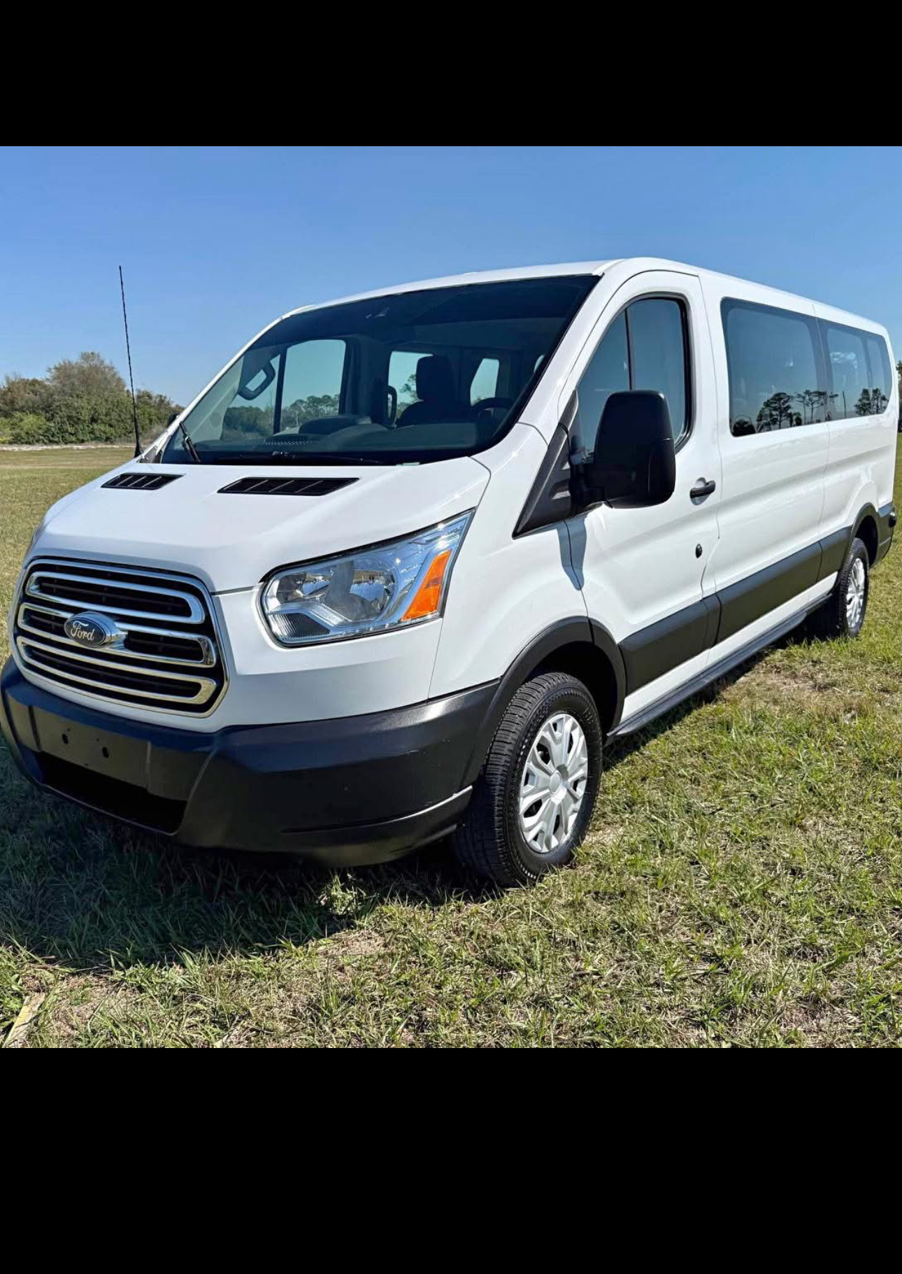 14/15 Passenger Van Daily