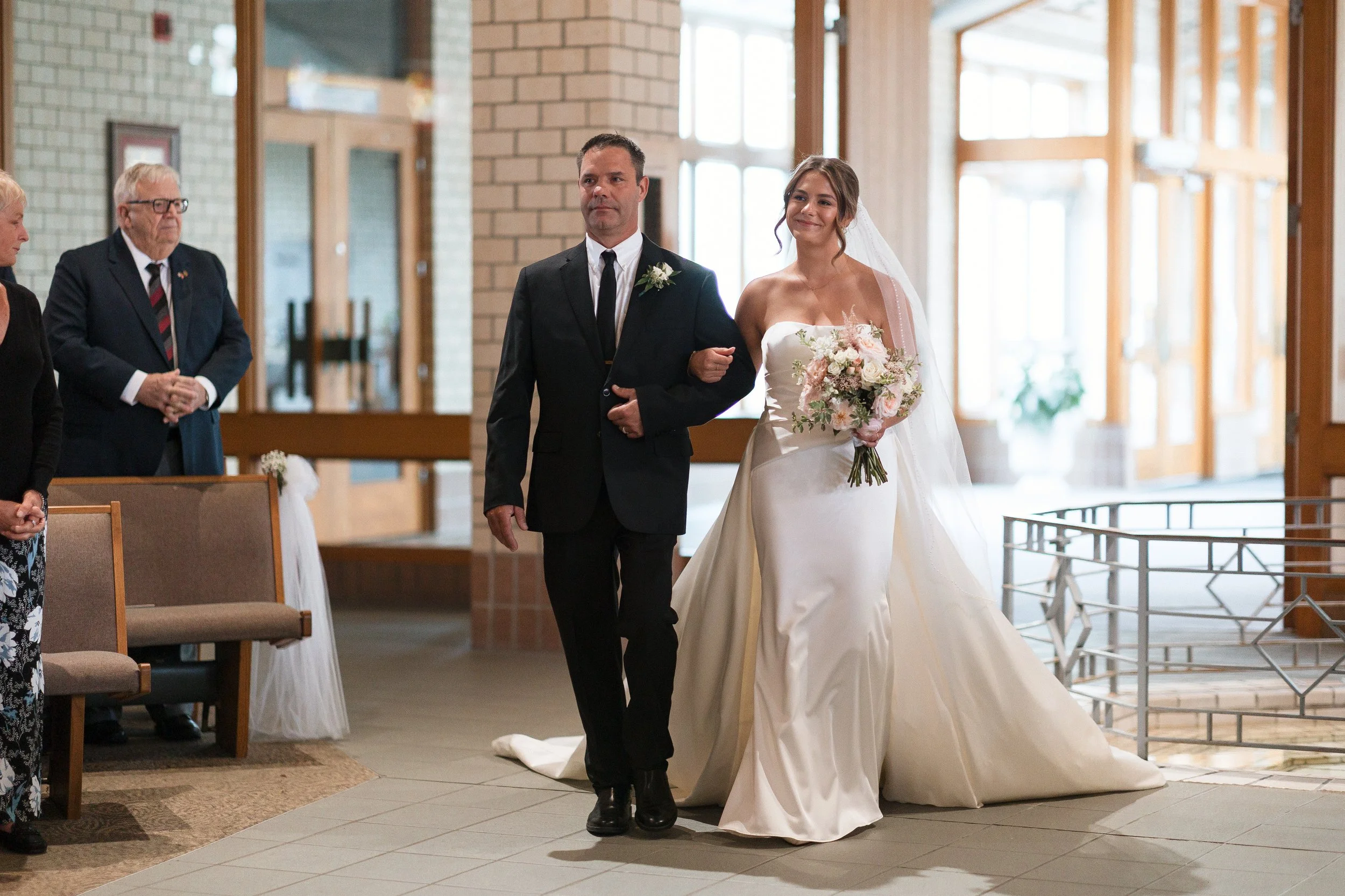 OmahaWedding.Zenia.ClareEllerbeePhotography.93.jpg