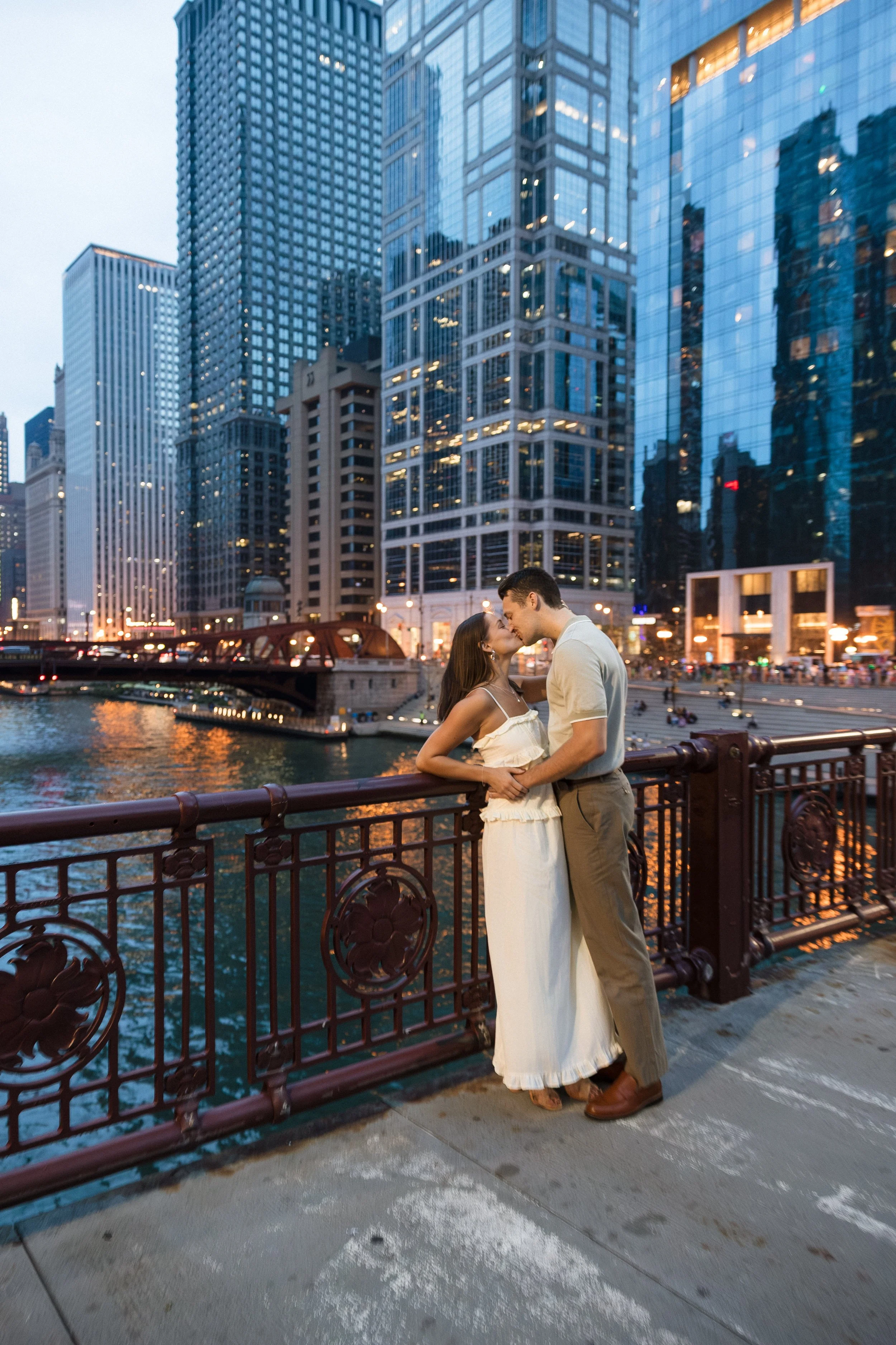 ChicagoEngagementPhotos-433.jpg