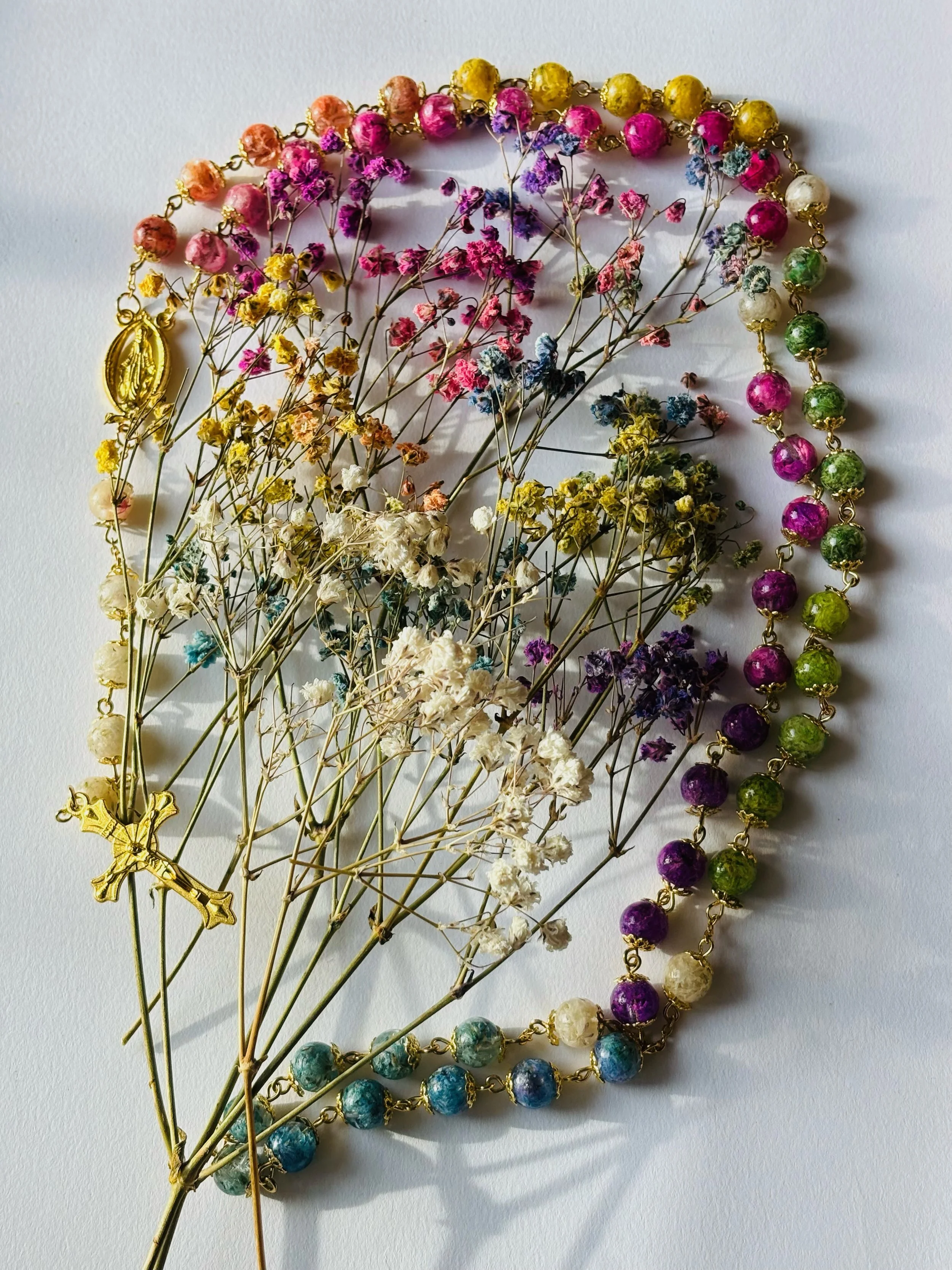 Rainbow Covenant Rosary 2.jpeg