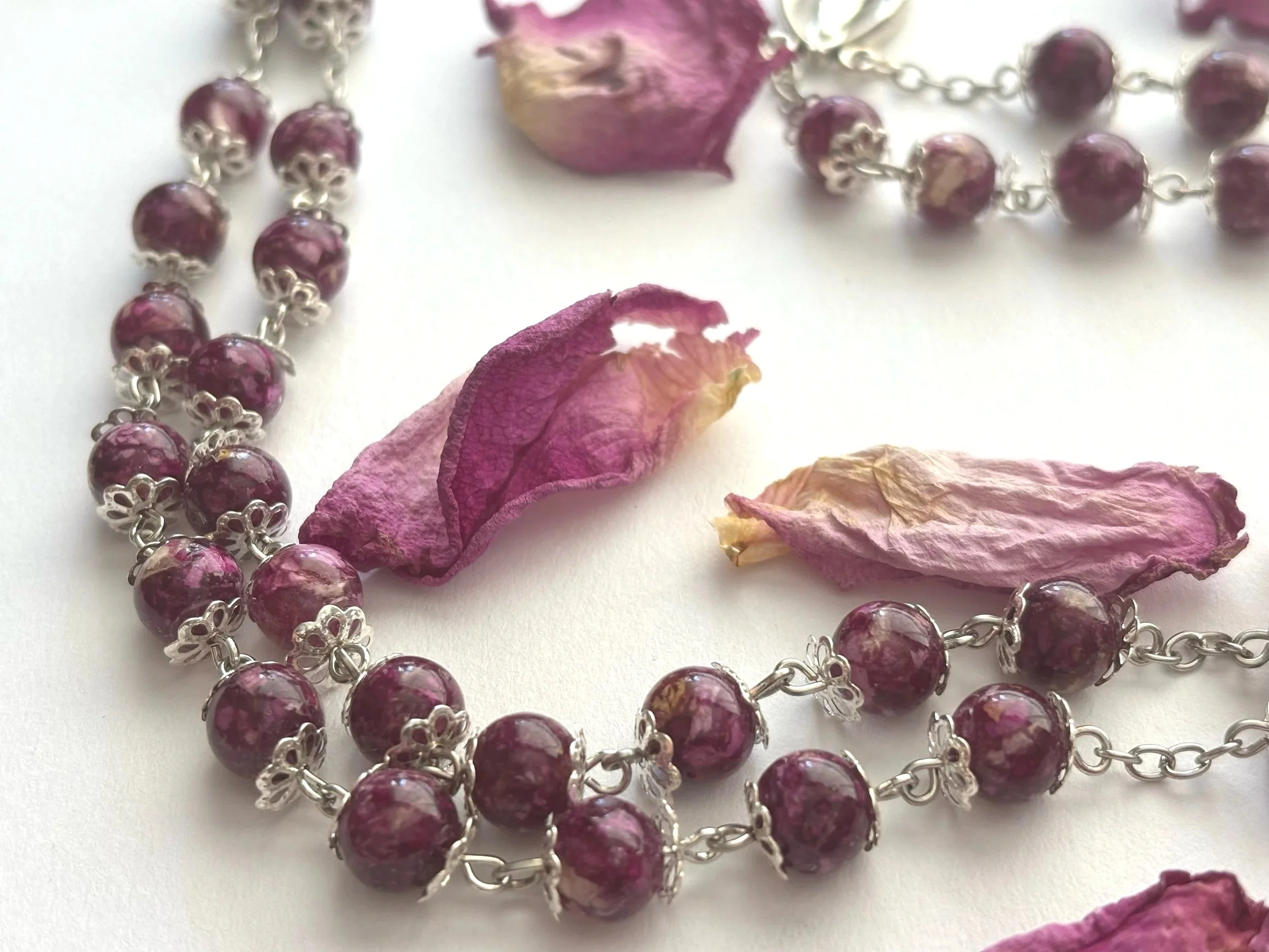 royal+plum+rosary+pic+3.jpg