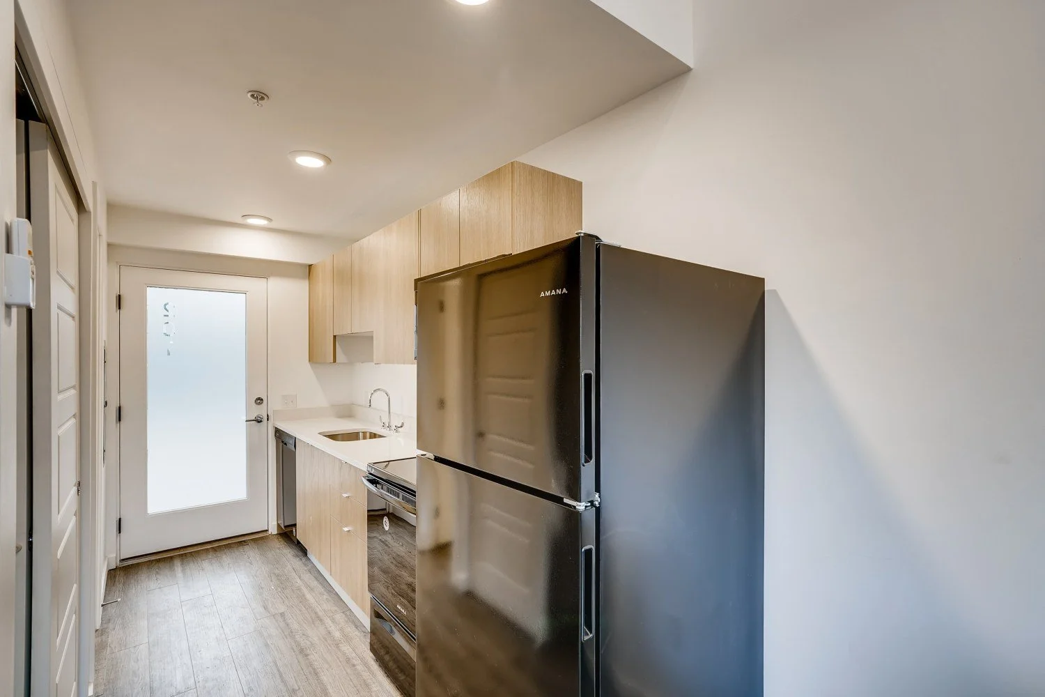 5100 E 29th Ave Denver CO - Web Quality - 013 - 16 Kitchen.jpg