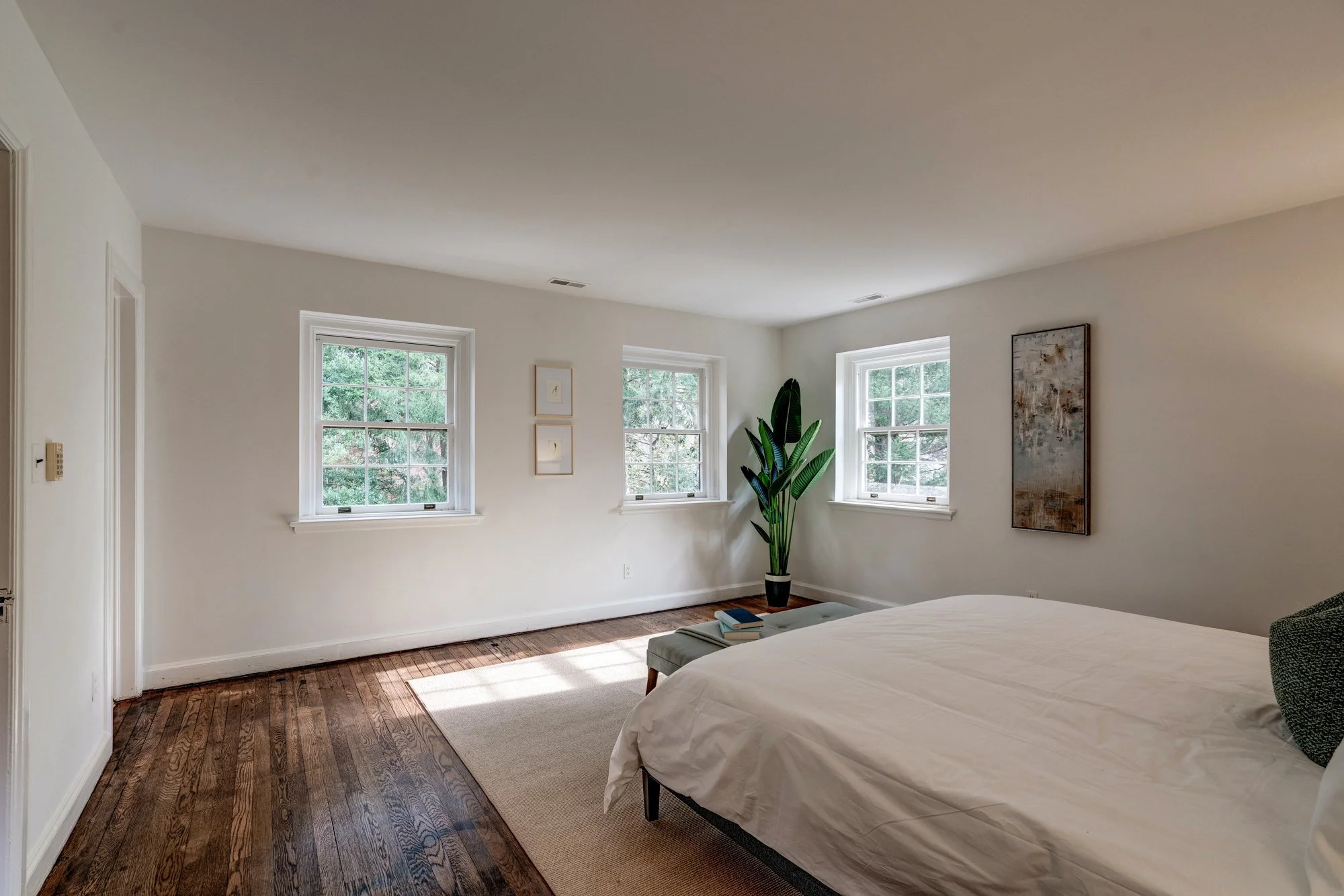 2919 43rd St NW-47.jpg