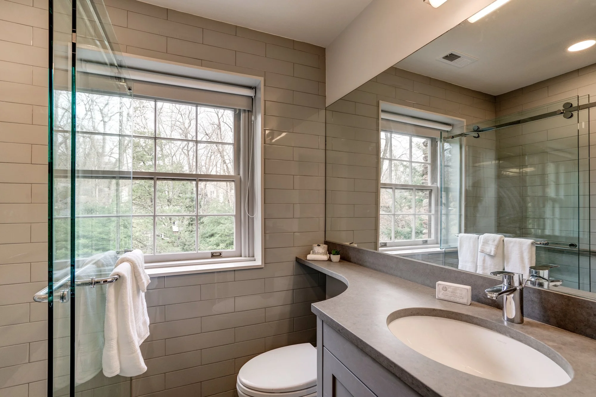 2919 43rd St NW-53.jpg