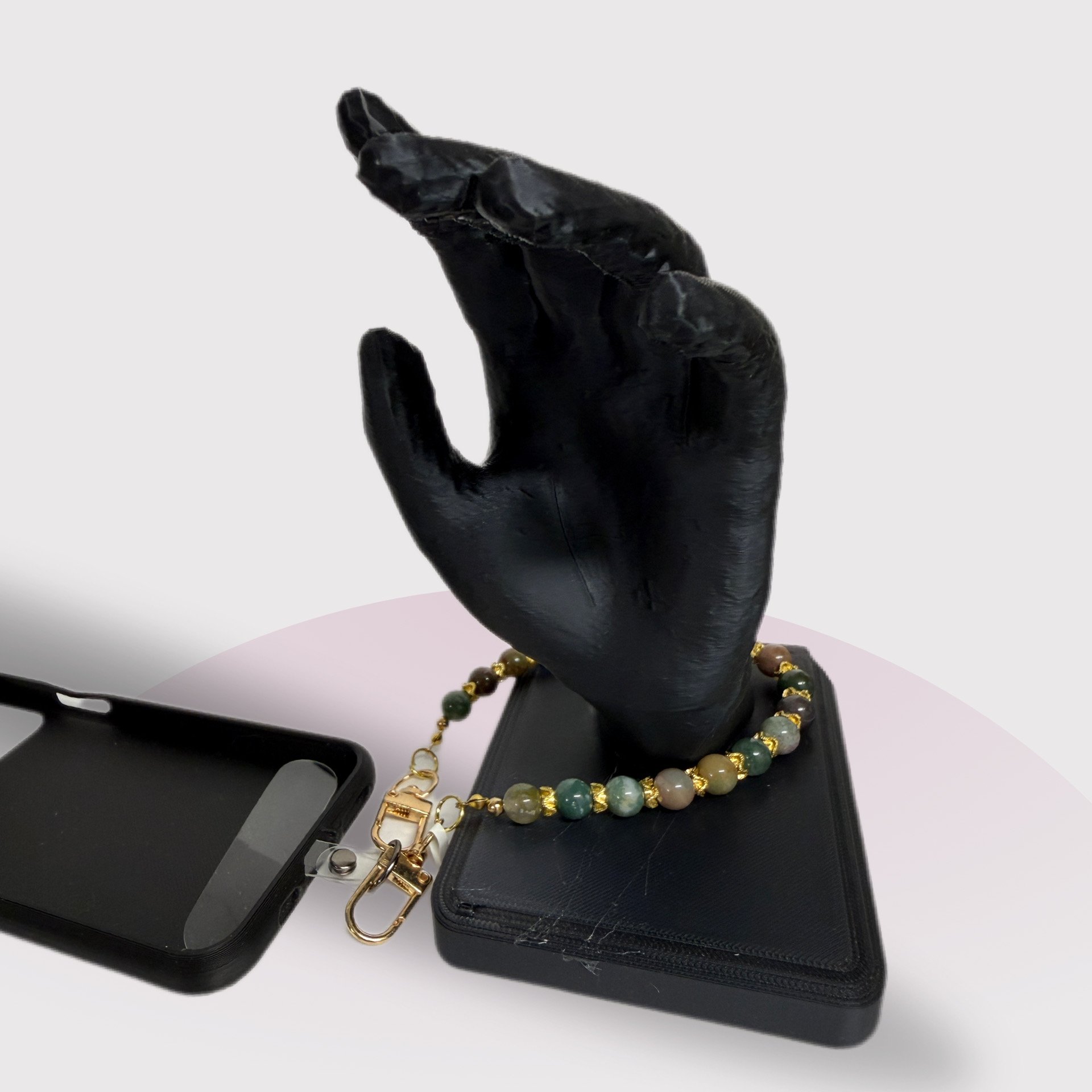 Poignet de téléphone élégant à perles