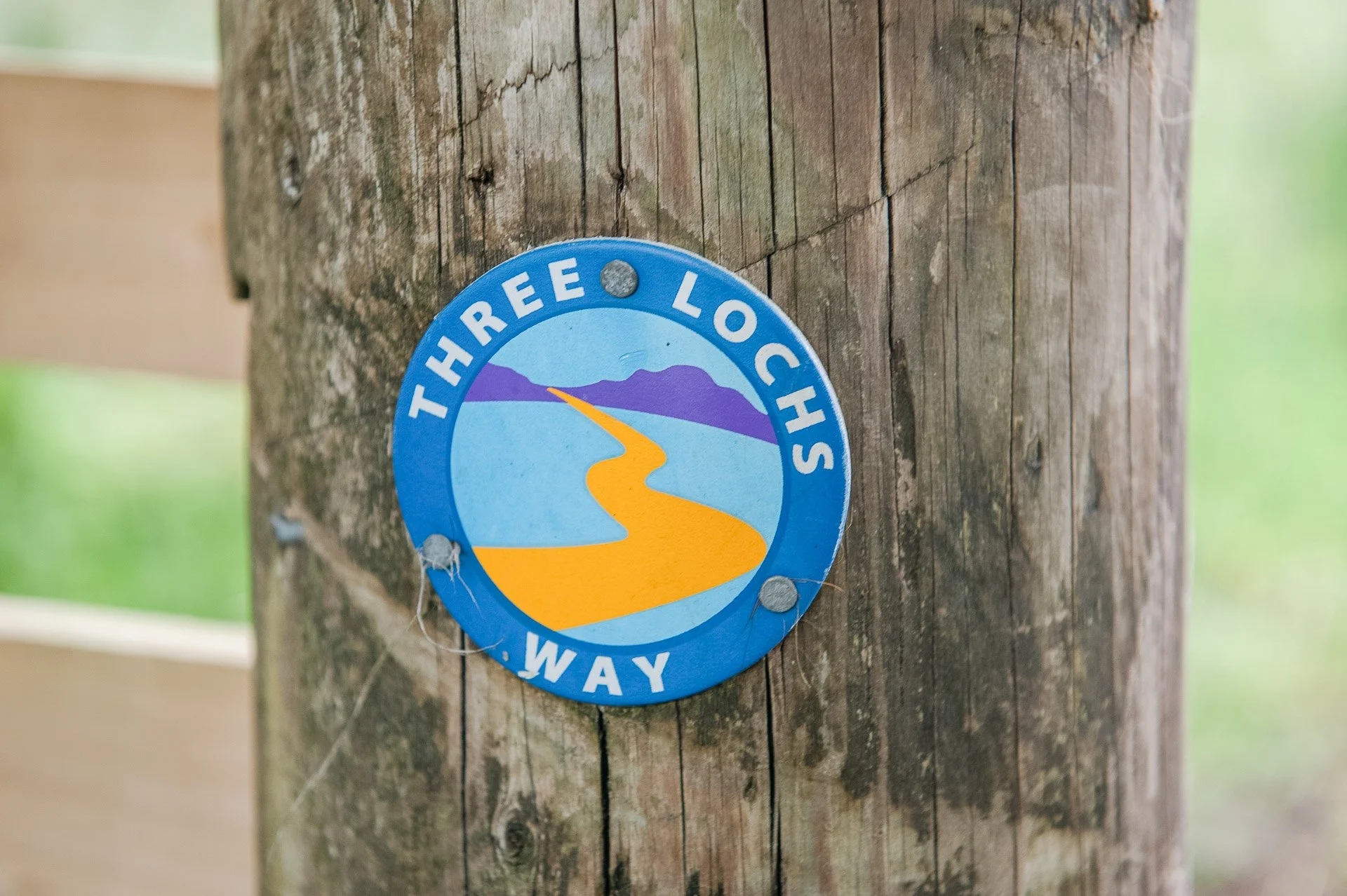 The symbol for The Three Lochs Way 
