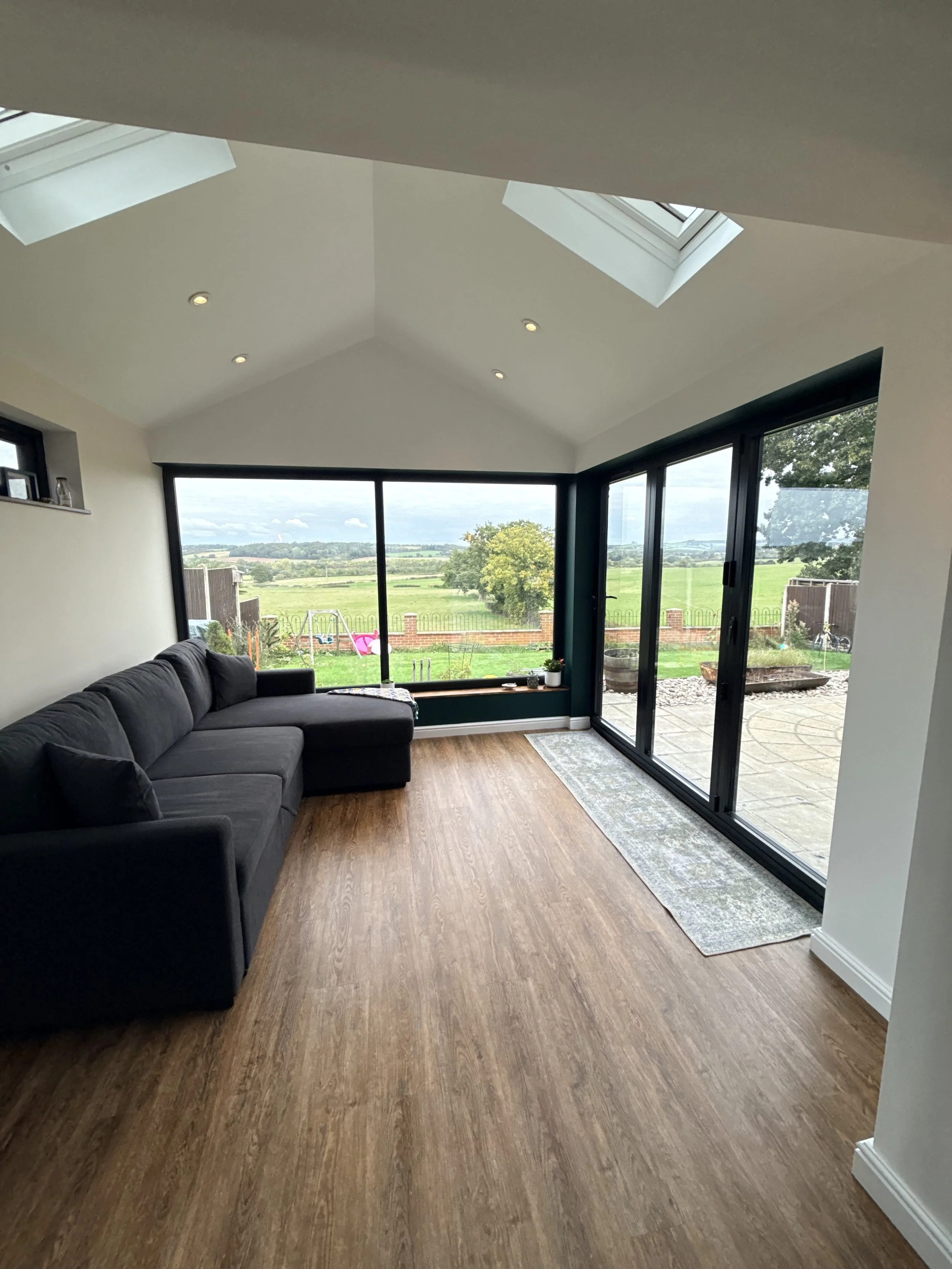 Oranssi project: slat roof