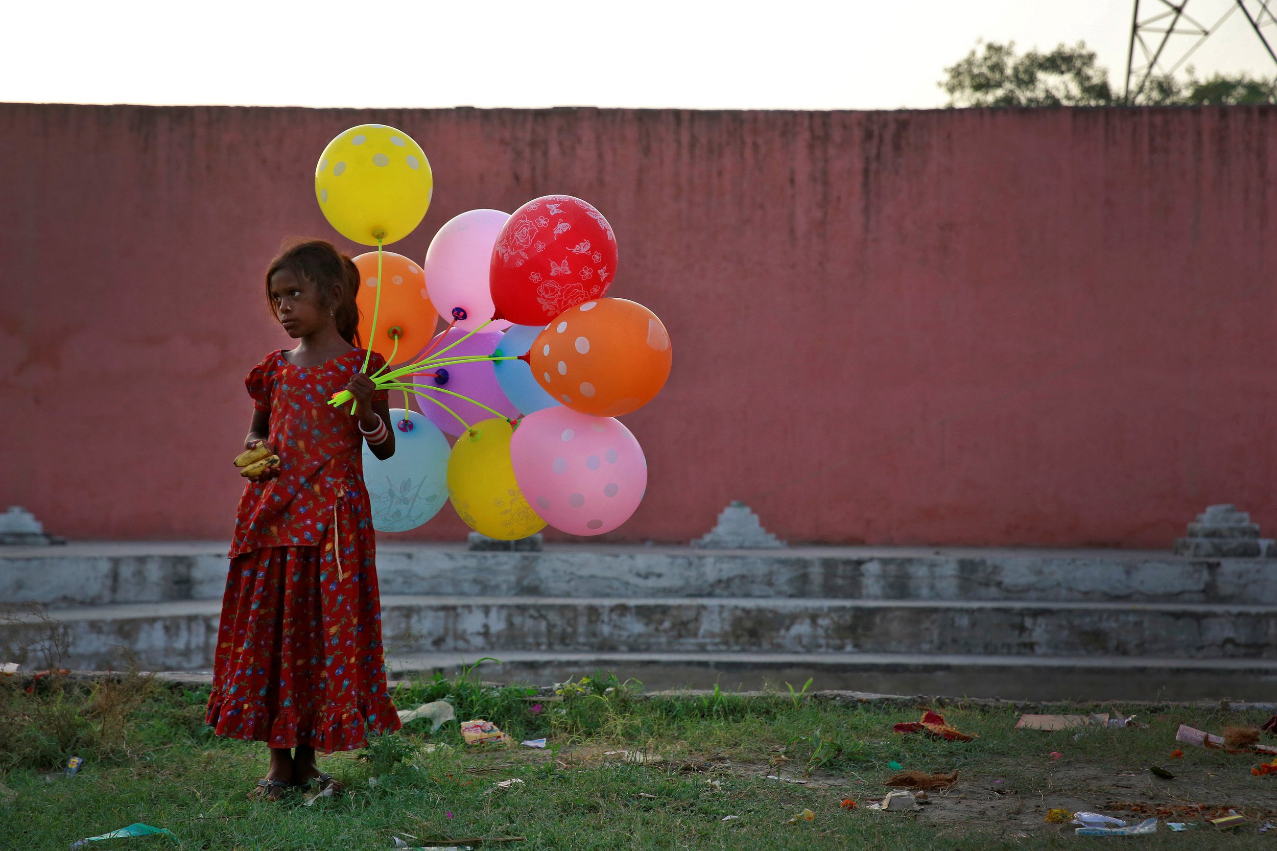 Ballon girl, Yamuna.