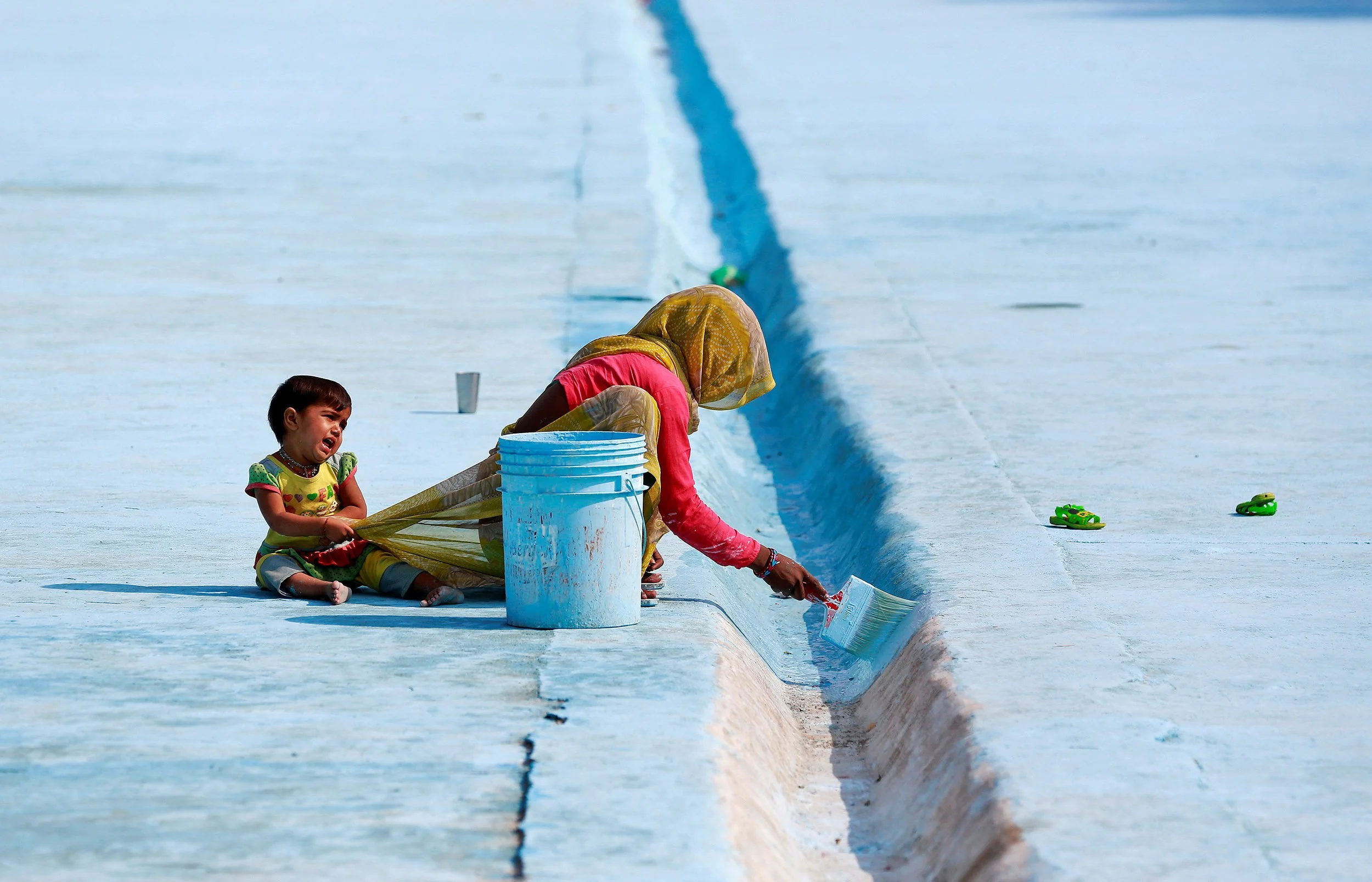 Mother and child, New Delhi.