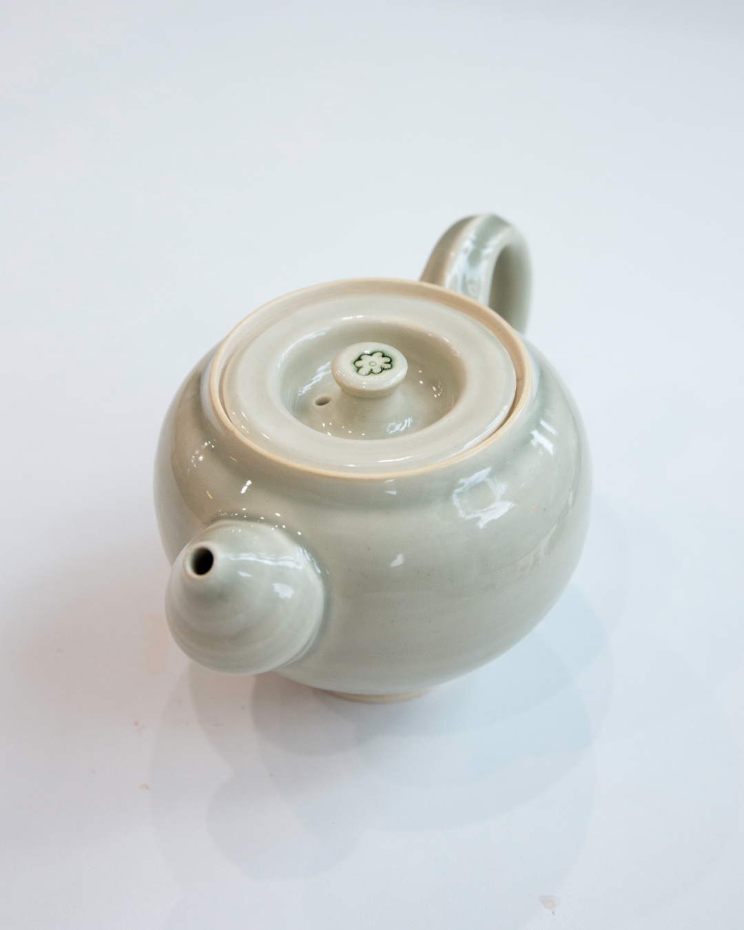 Teapot by Emmalea Chan