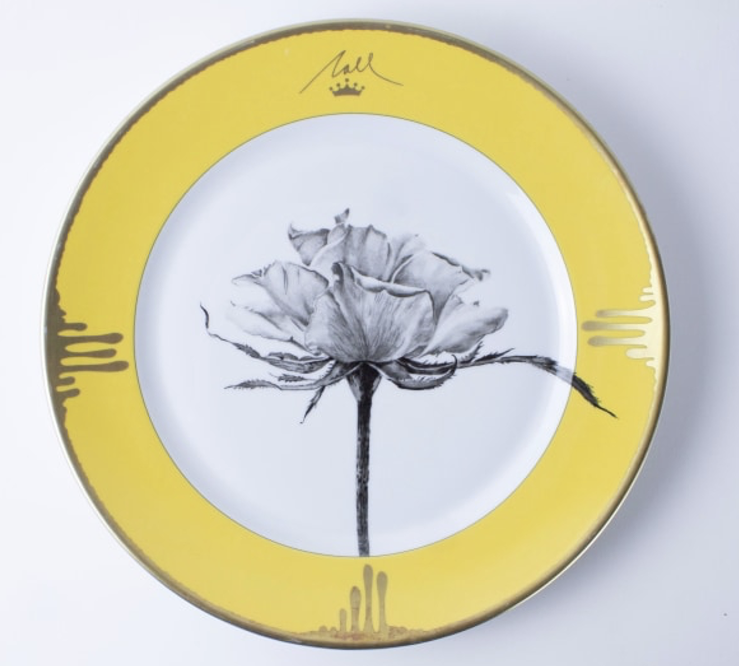 Tuscia's Roses: Open Rose Dinner Plate (Yellow)