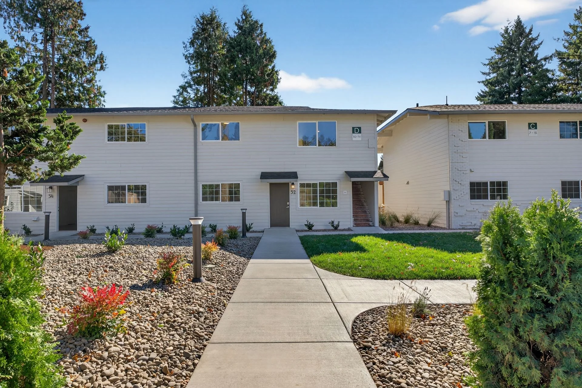 The Diplomat, 27 units - NE Portland