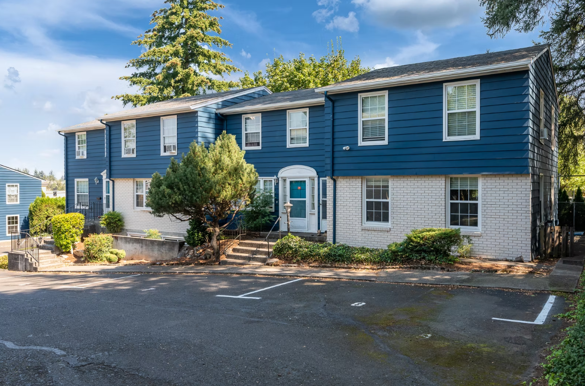 Division 890, 19 units - Gresham