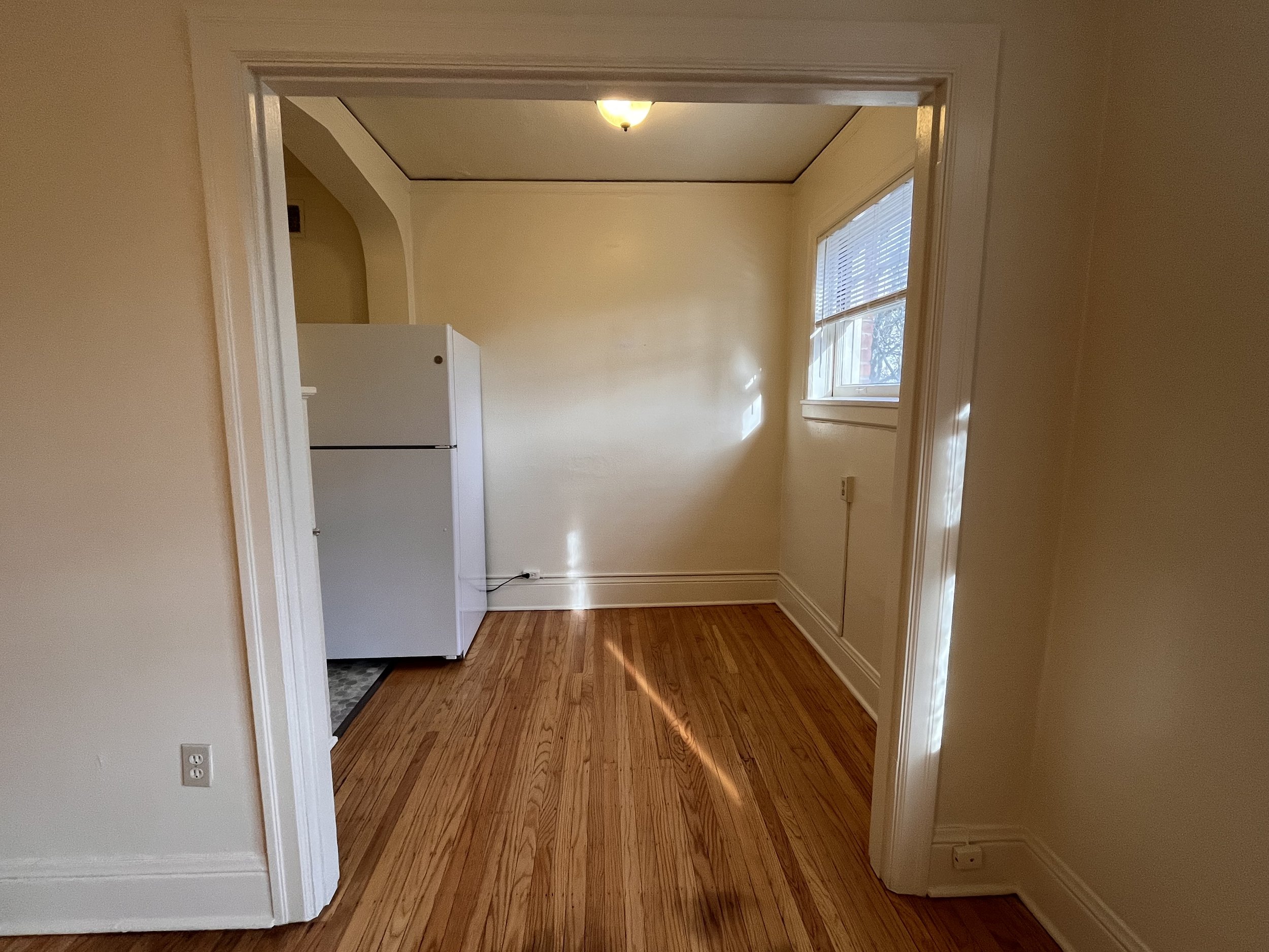 MC208 dining nook.jpg