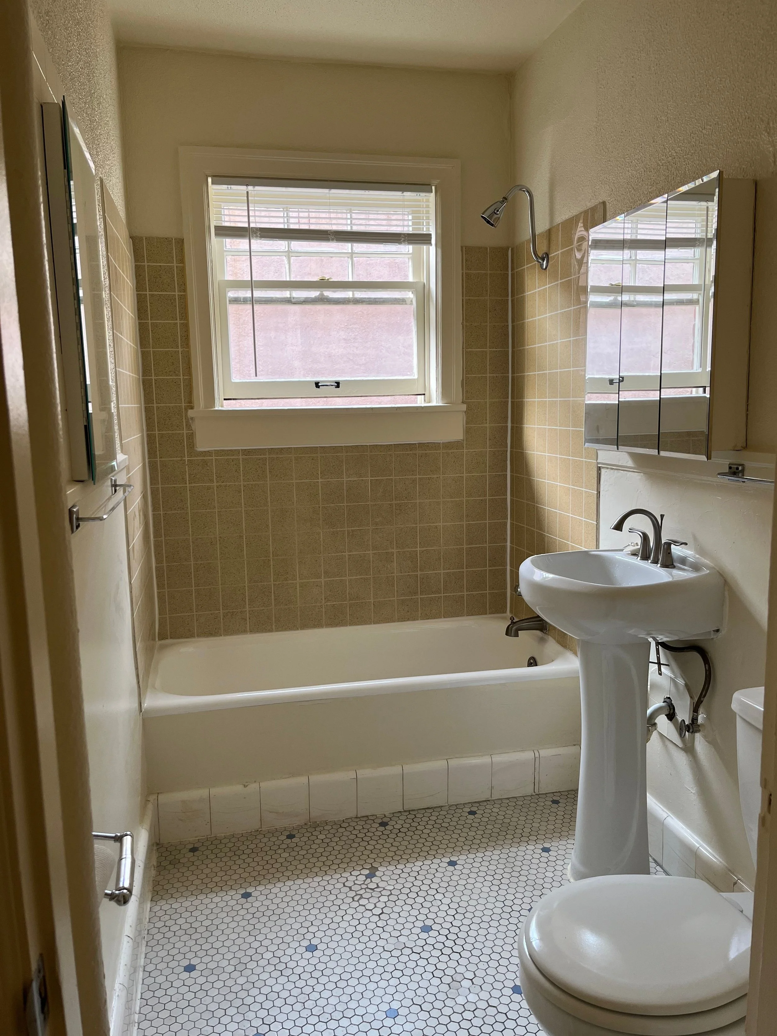 MC205 bathroom.jpg