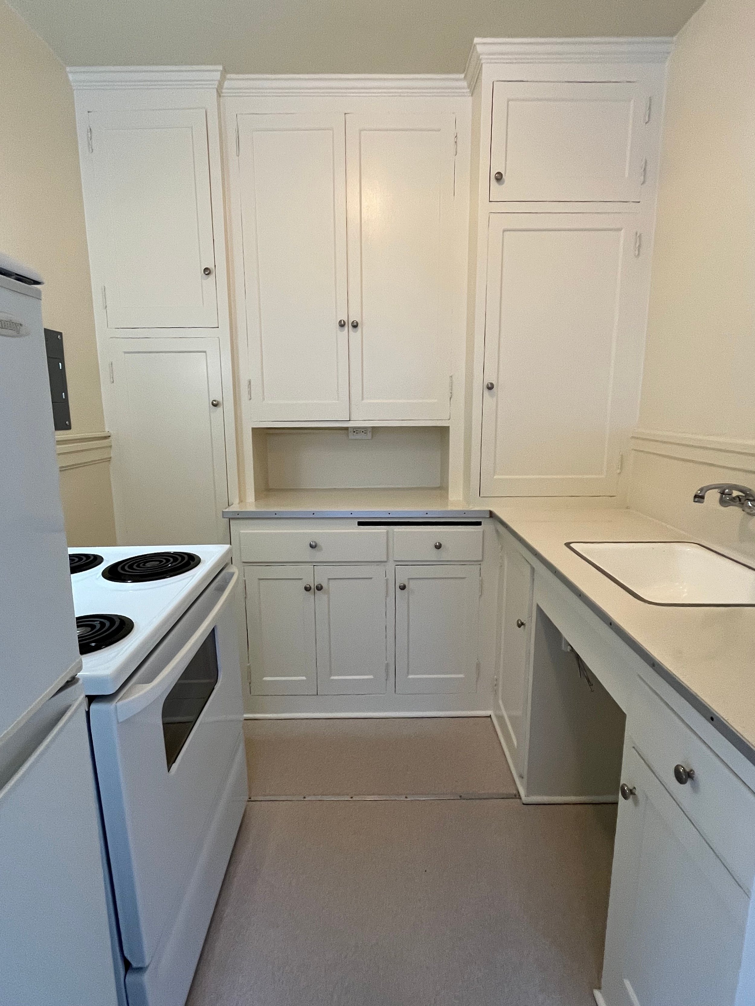 MC301 kitchen.jpg
