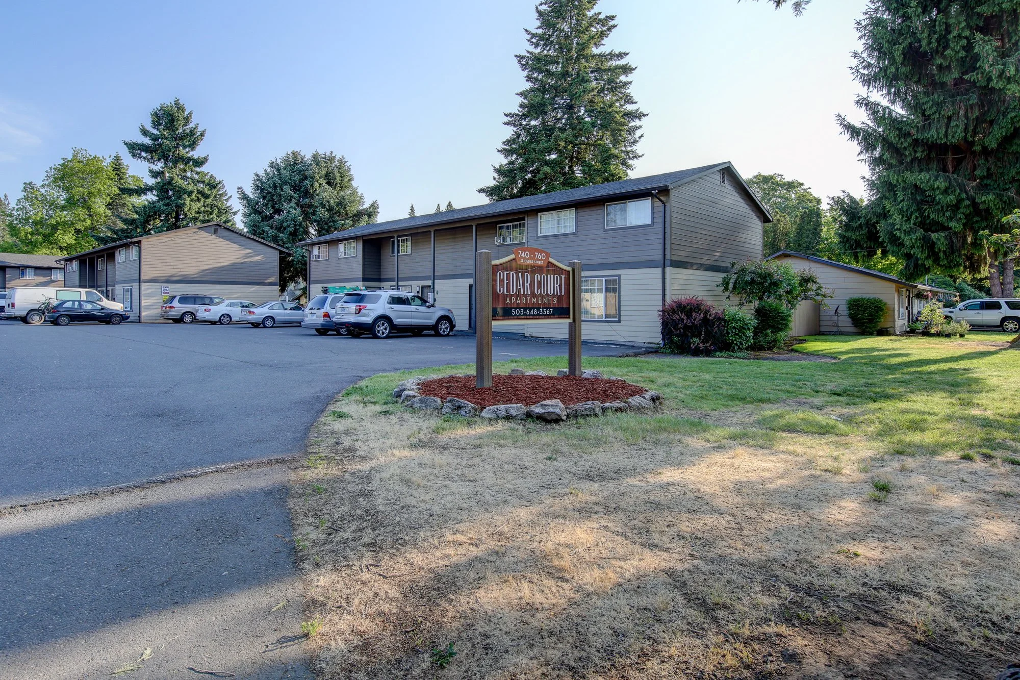 Cedar Court, 24 units – Hillsboro