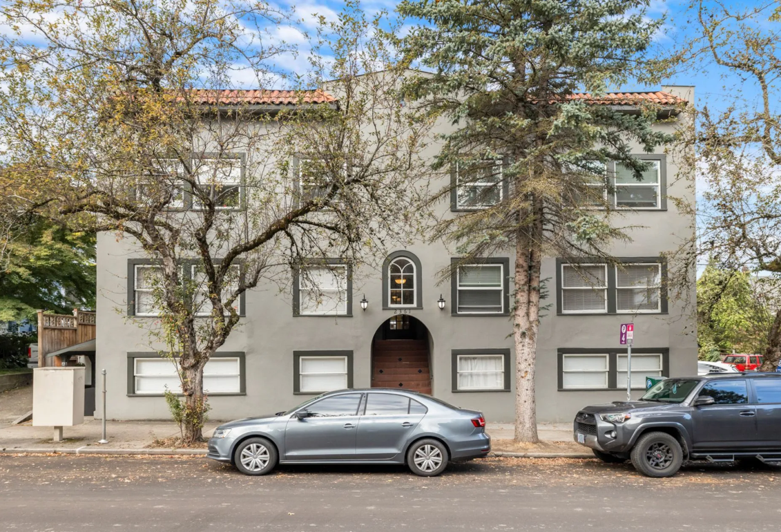 Rio Rita, 21 units - NW Portland