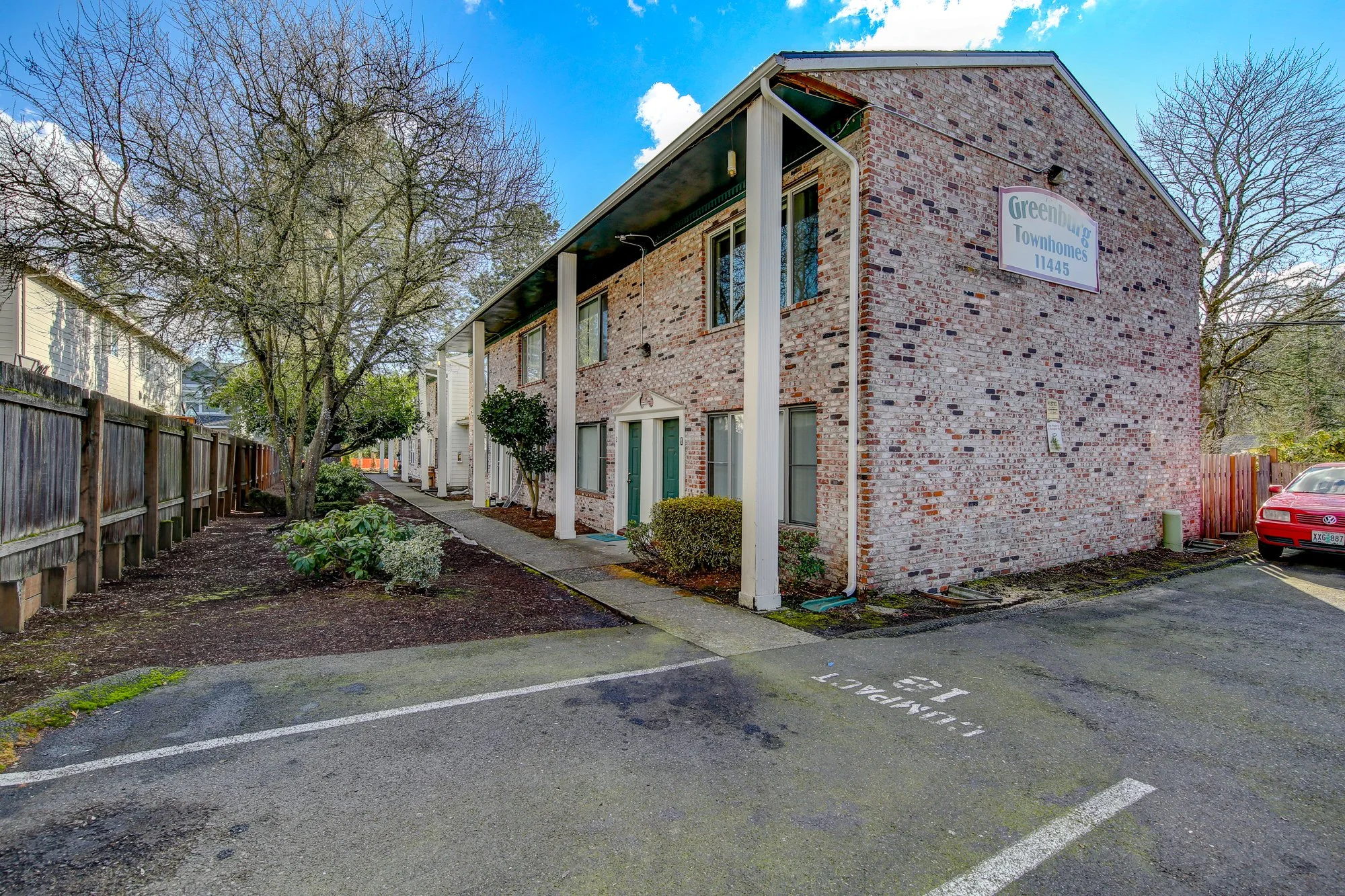 Greenburg TH, 8 units – Tigard