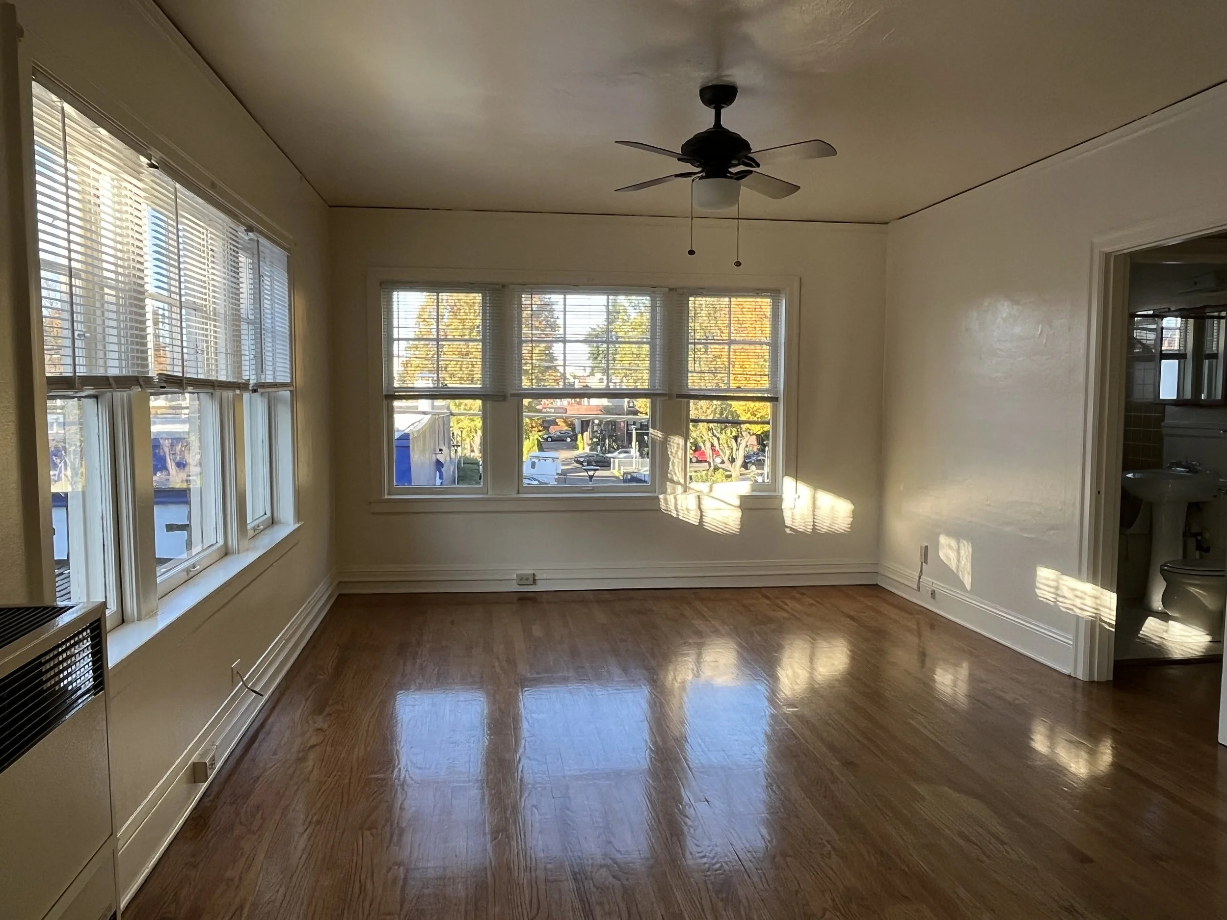 9 MC301 CORNER STUDIO top floor.jpg
