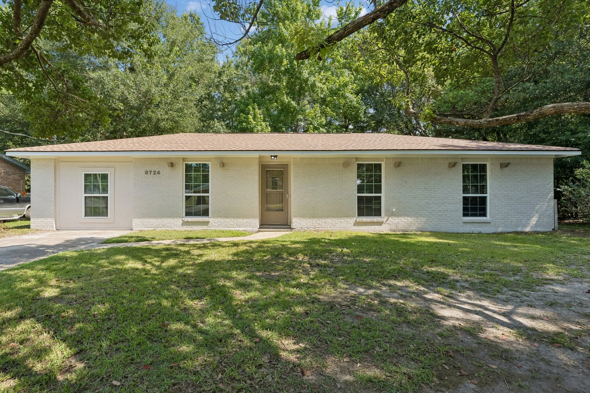 9724 Donchester Cir. - PENDING
