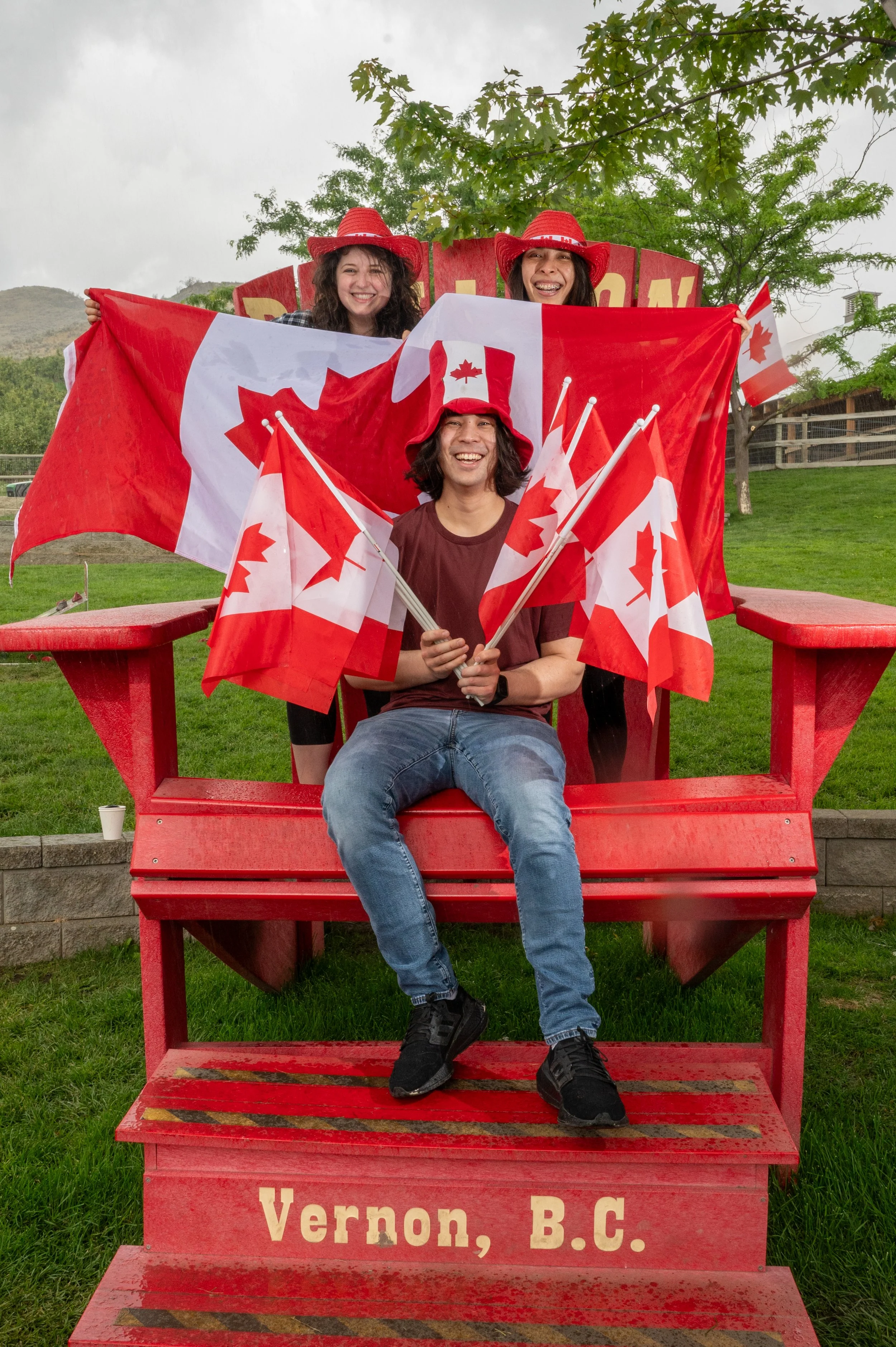 🍁 Celebrate Canada Day at Davison Orchards!