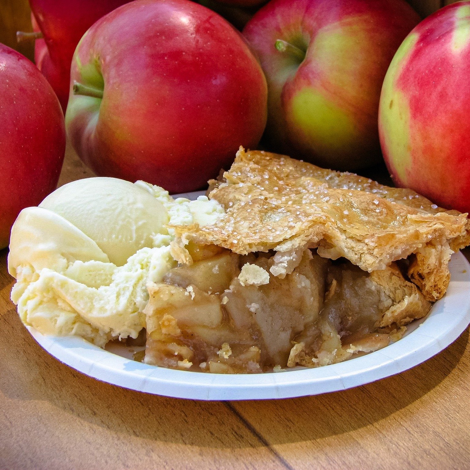 Last chance to grab your Apple Pie and Apple Juice before we close the online store! 🍎🥧

Thursday, April 2nd is the FINAL pick up day (10 am to 3 pm).
Stock up now for your Easter table before it&rsquo;s too late!

Order before Wednesday April 1st 