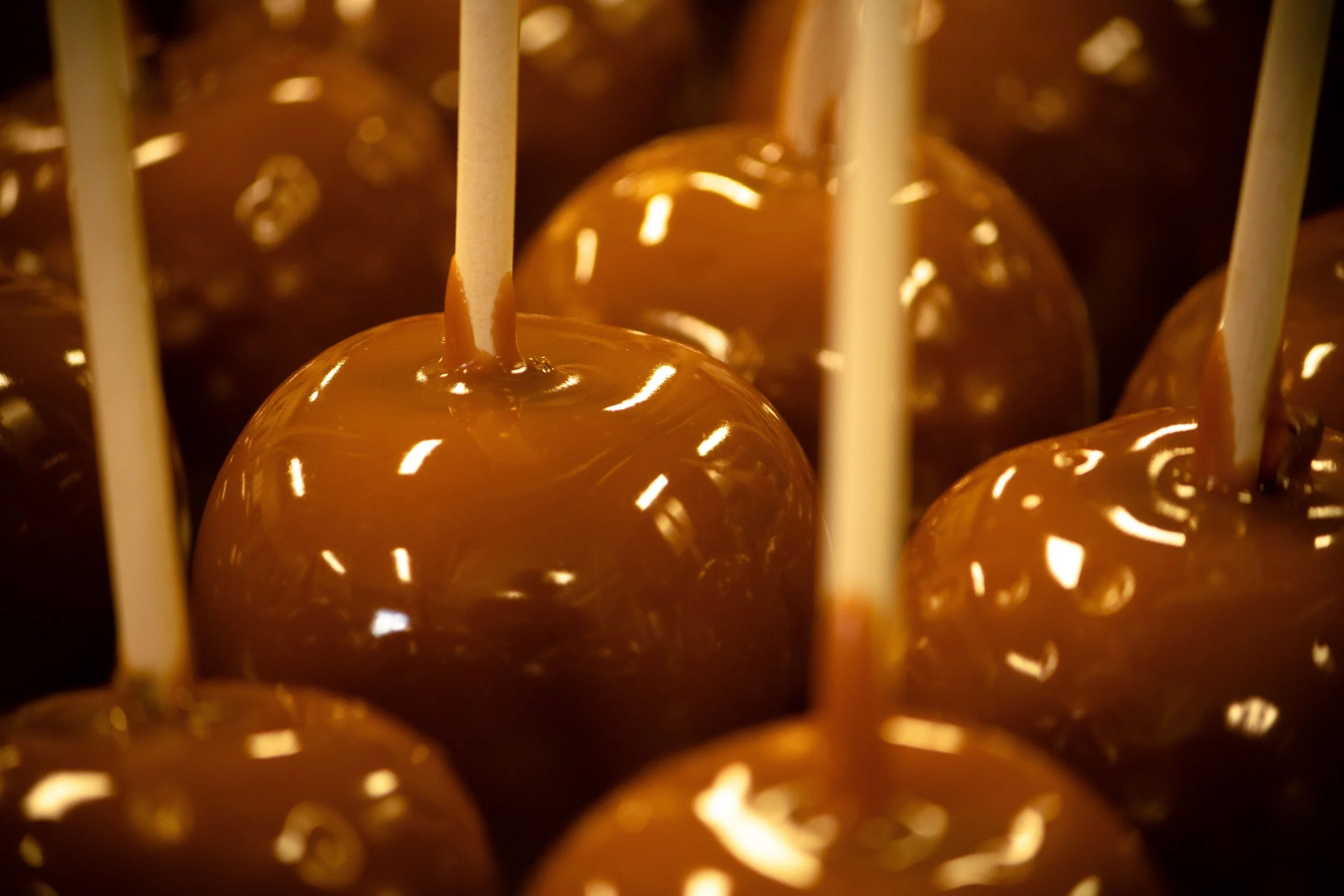 caramel apples (3).jpg