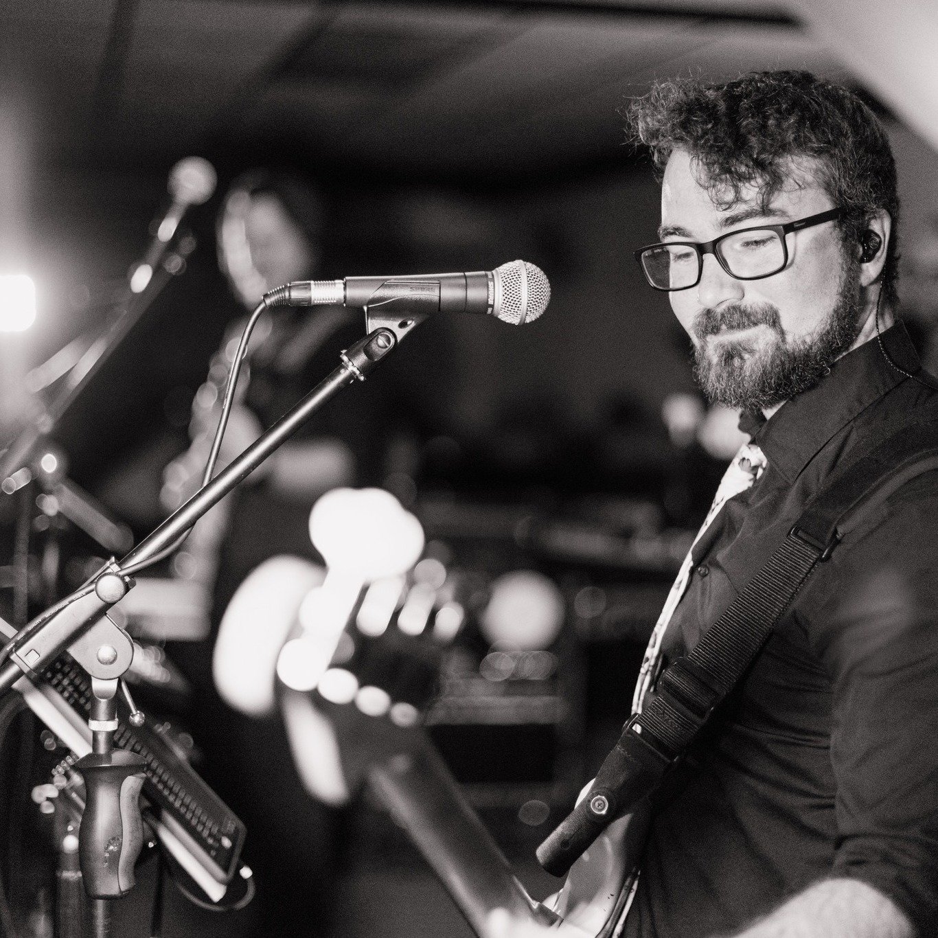 We&rsquo;re still loving these photos! Swipe 👉 to see them in color.

Like what you see? Book with the link to the website in our bio to see us perform live at your next event! 🎶

#weddingband #stlwedding #weddingvendor #weddingentertainment #stlli