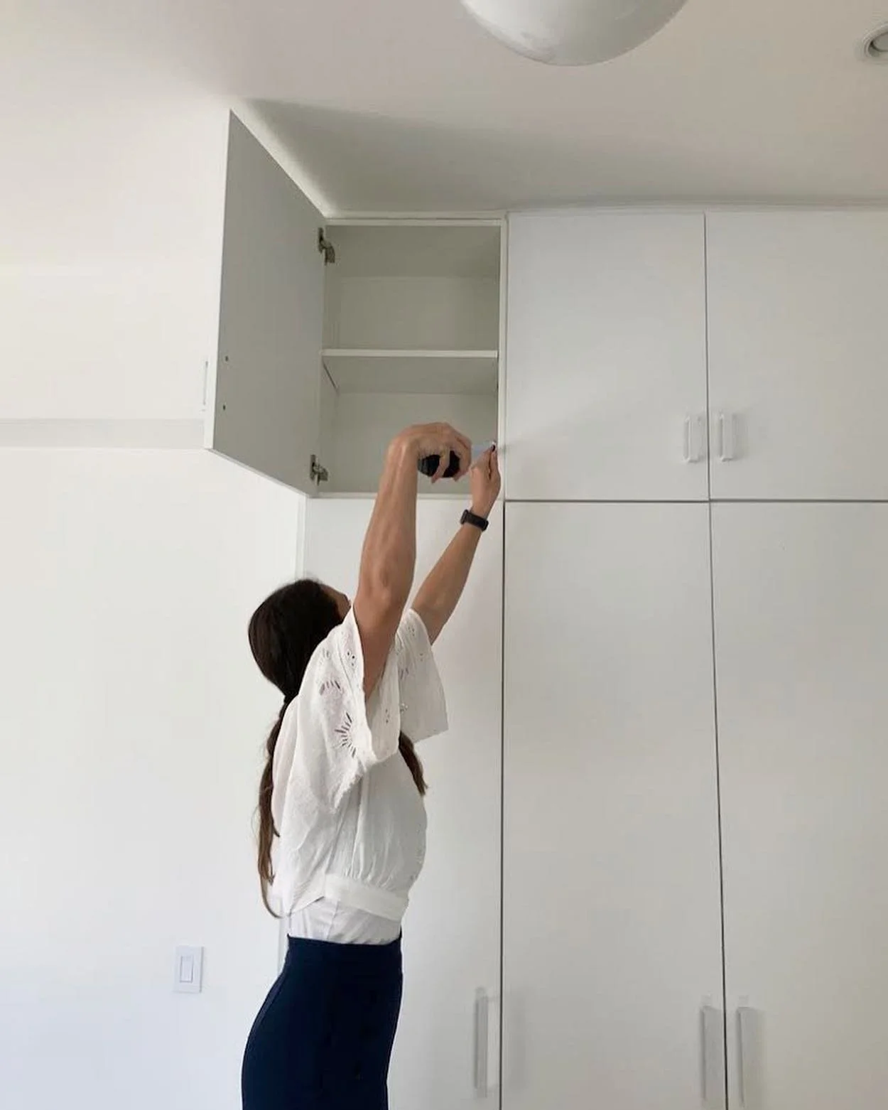 Measuring and measuring some more for future renovations with @lisaandleroy #interiordesign #designbuild