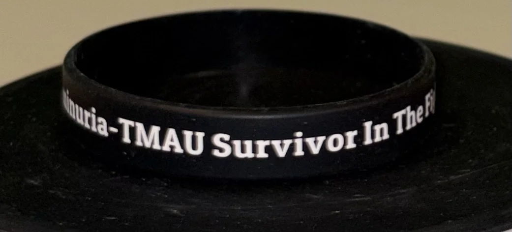 Survivor in the fight (Journey To Awareness Collection)