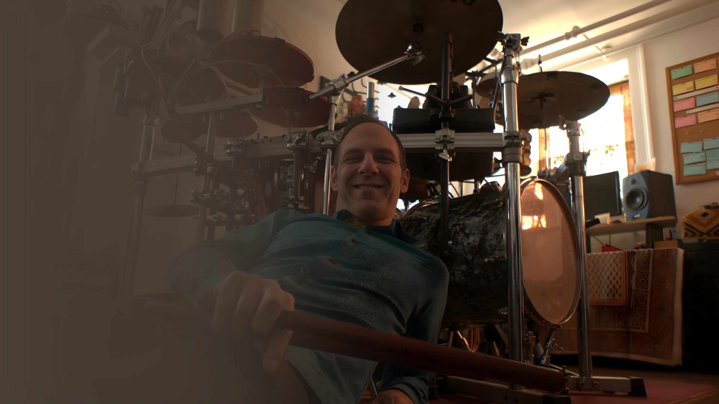 Amir Ziv jazz and experimental drummer