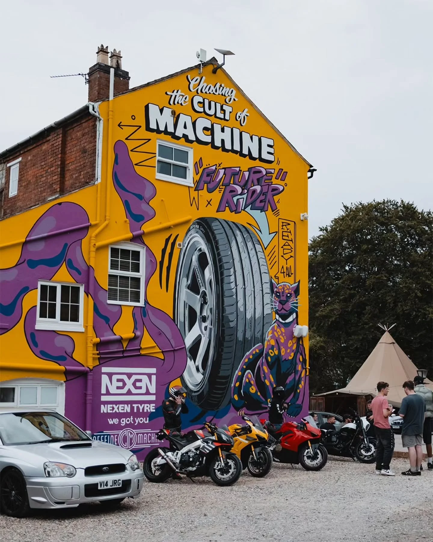 Had the opportunity to stay at Caffine &amp; Machine, The Hill while en route back from Bath last month. Here are a few snaps. 

@caffeineandmachine
