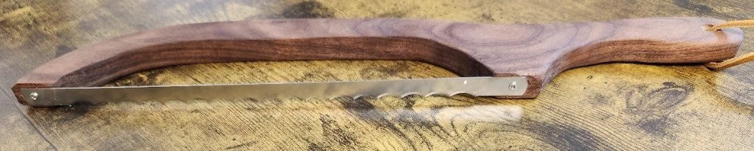 Walnut Bread Bow Knife Blade Pic.jpg