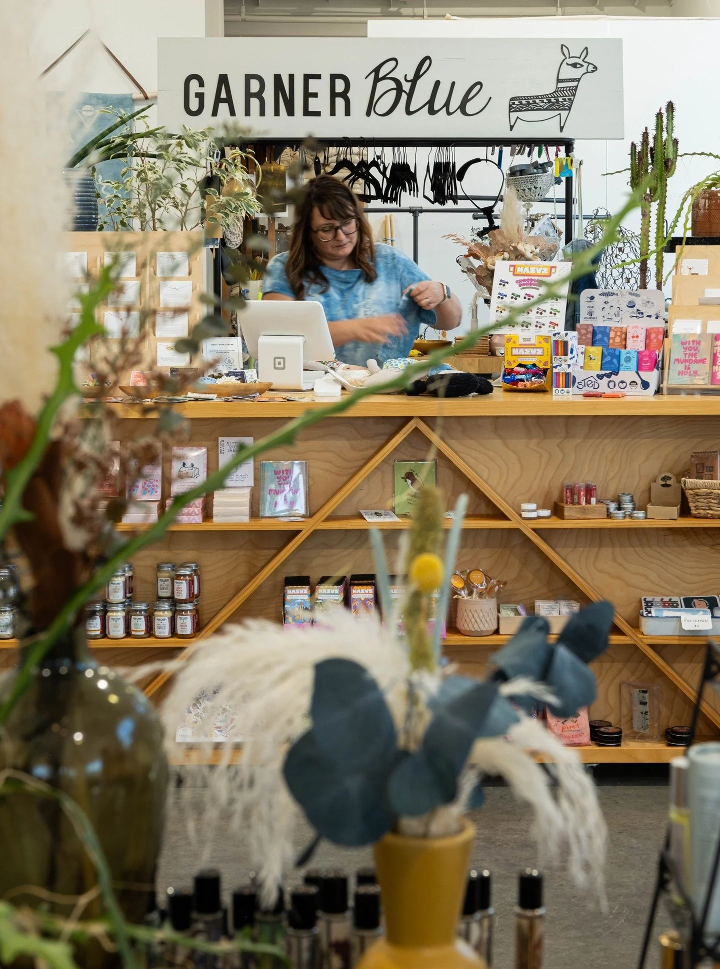 A final thank you to Lisa at Garner Blue Shop. Her passion shows in all the pieces she creates🌱💙

You can visit the Garner Blue Shop in the Jackson Walk area, and pick up something made by a local artist ❤️

#local