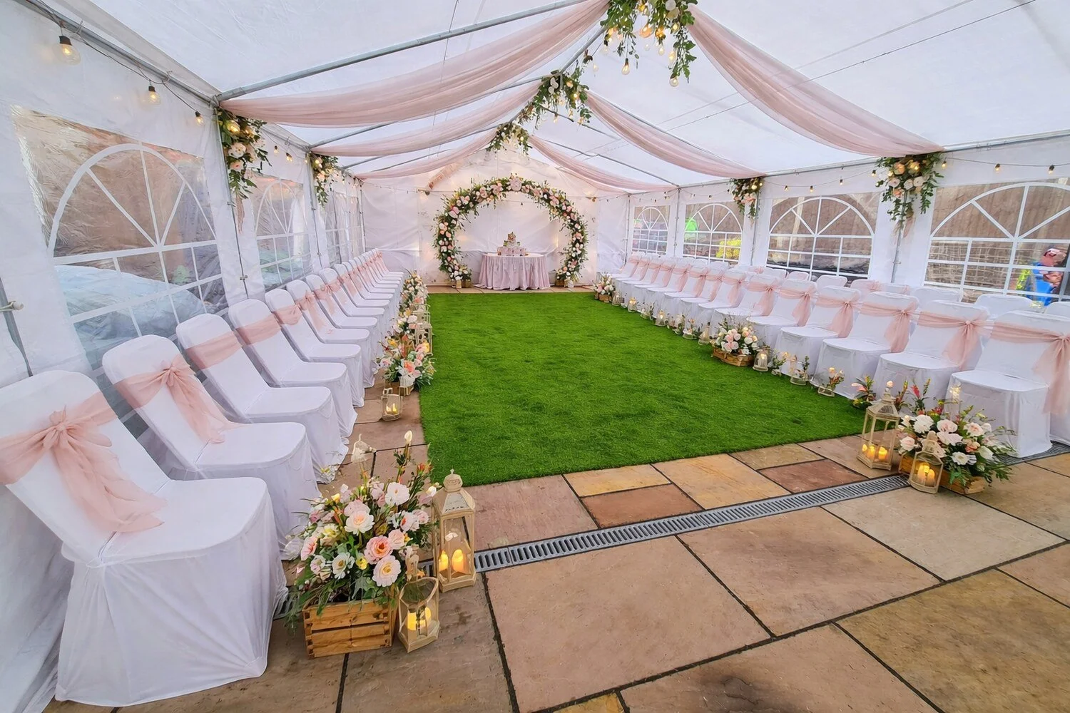 Premium marquee setup Oxfordshire with flooring, tables, and styling