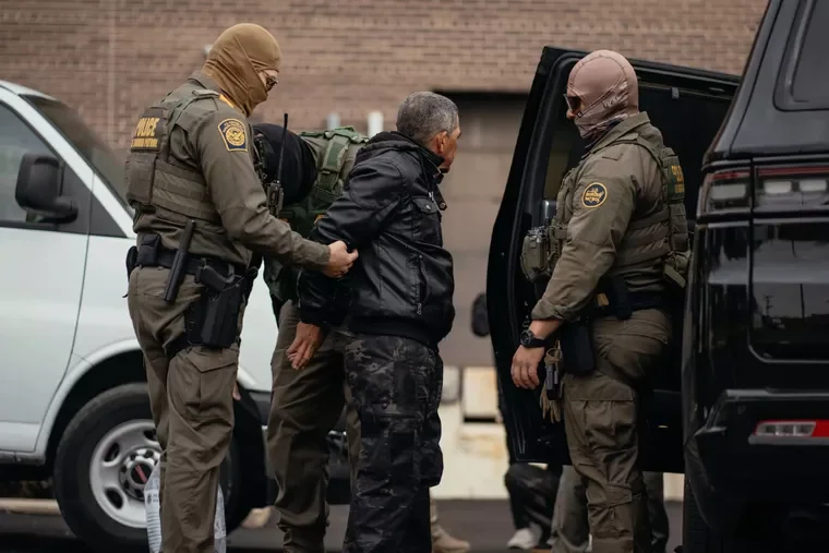 300 Catholic Leaders Including 15 Bishops Ask Senate to Reject ICE Funding If No Reforms